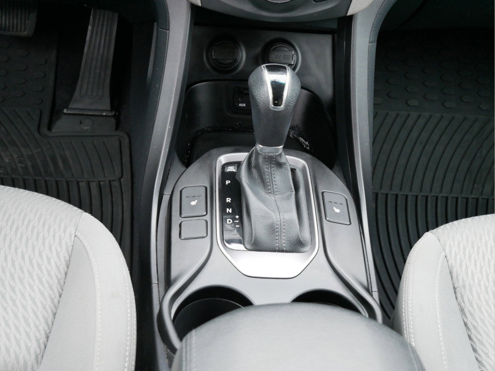 2016 Hyundai Santa Fe SE