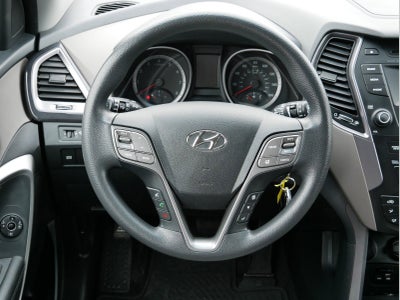 2016 Hyundai Santa Fe SE