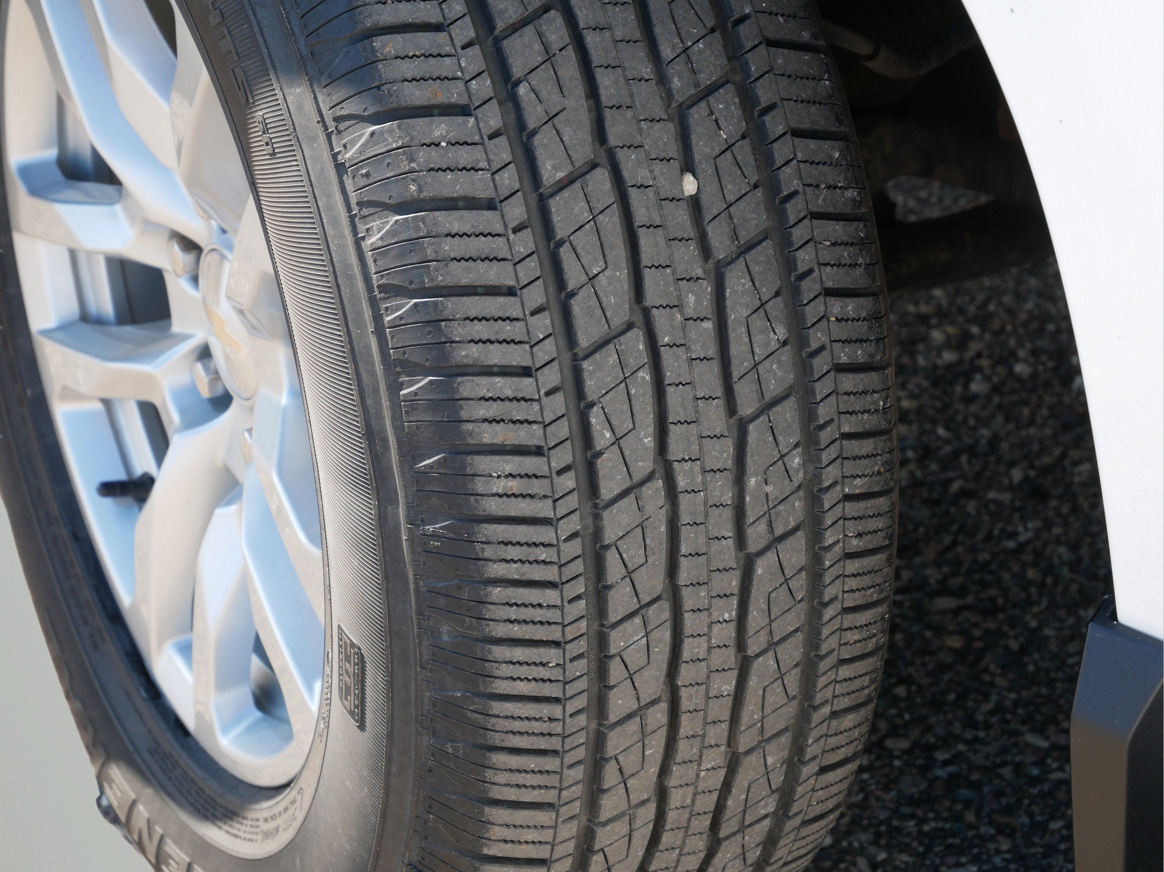 2023 Chevrolet Suburban LS