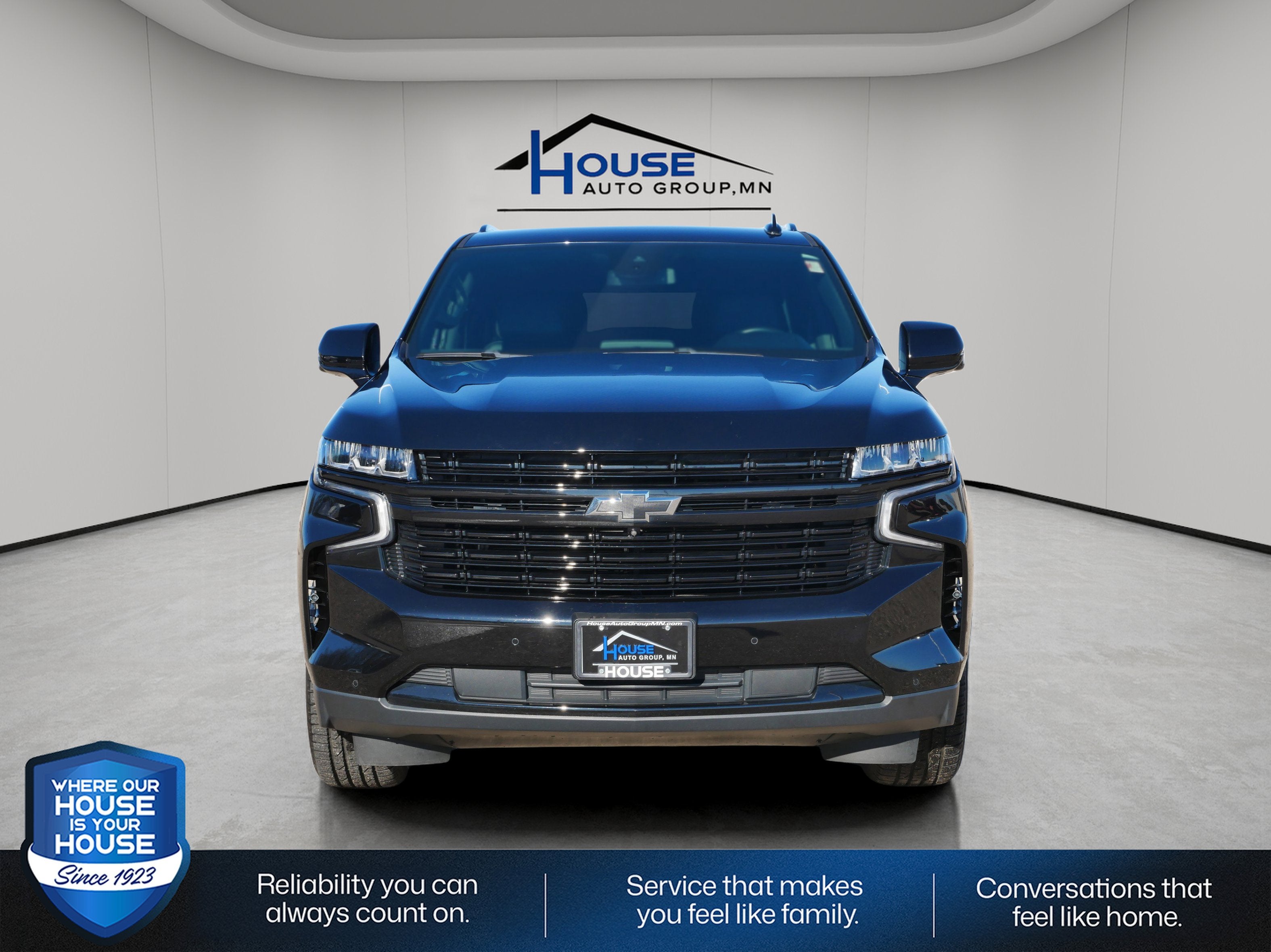 2023 Chevrolet Suburban RST