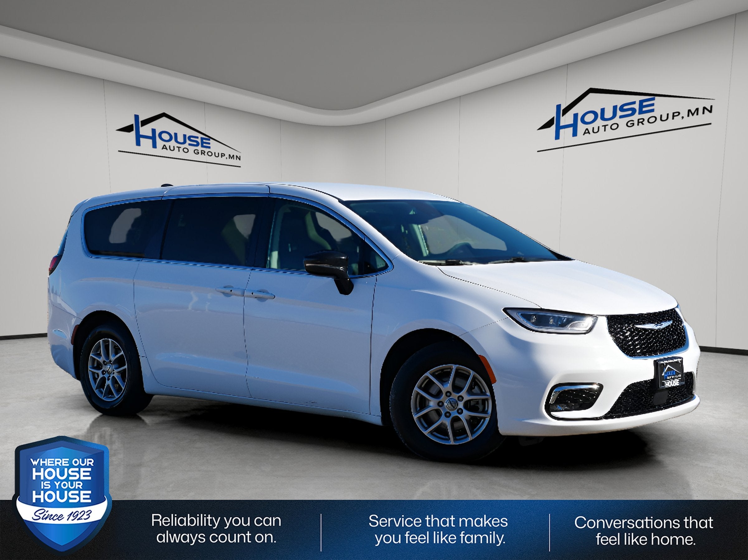 2024 Chrysler Pacifica Touring L