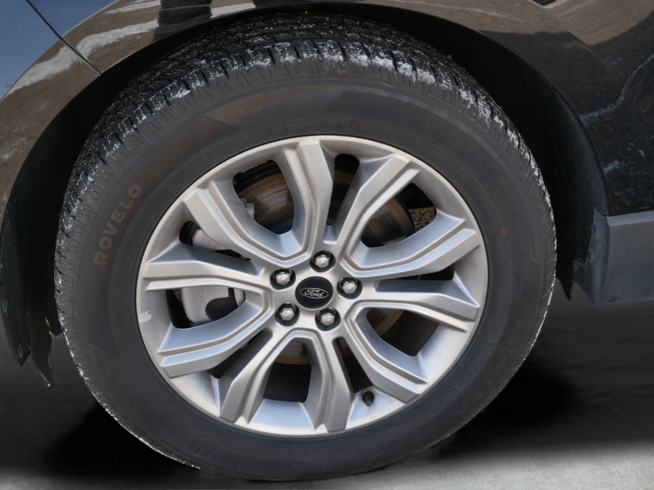 2024 Ford Edge Titanium