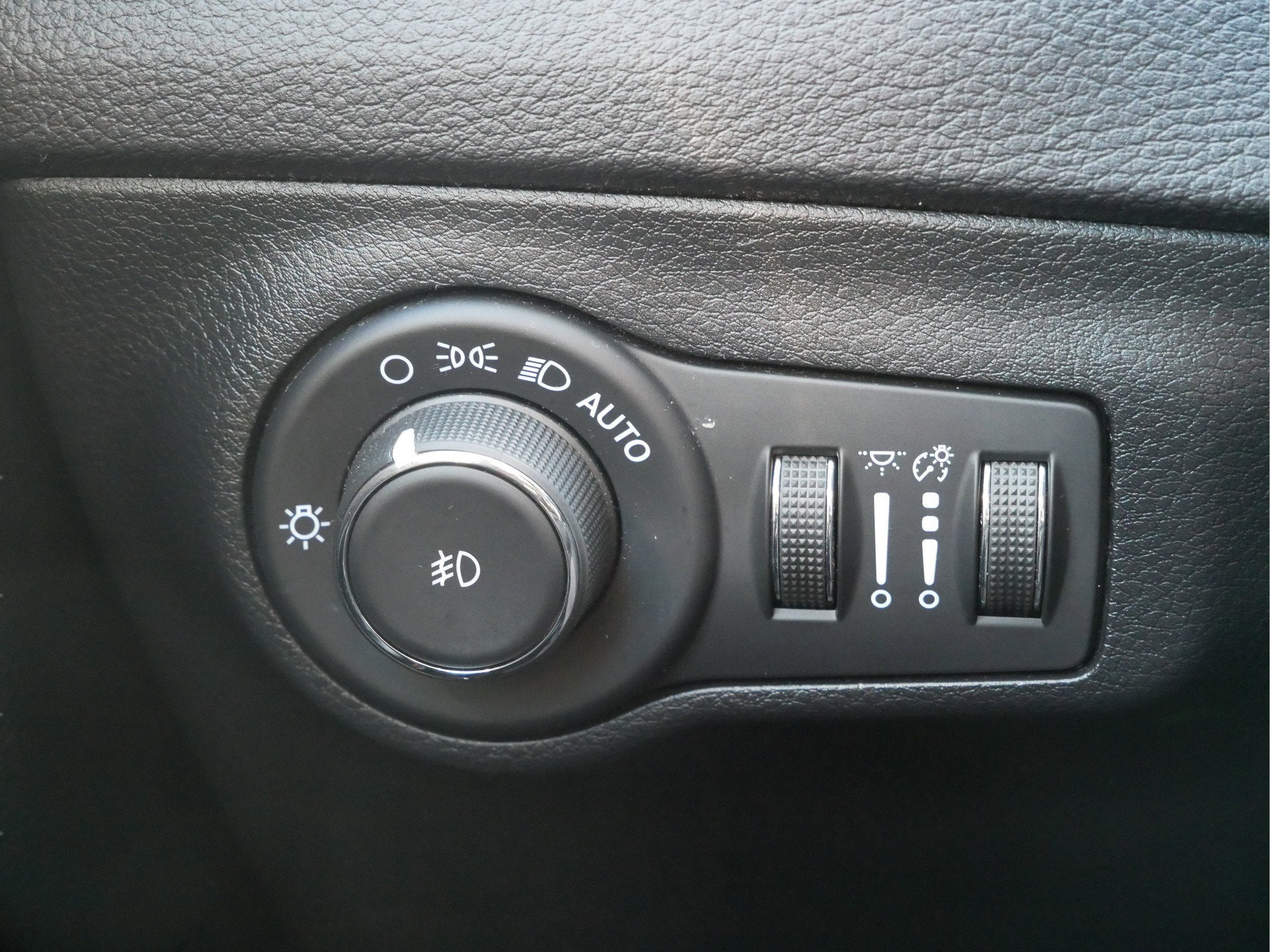 2021 Jeep Compass Base