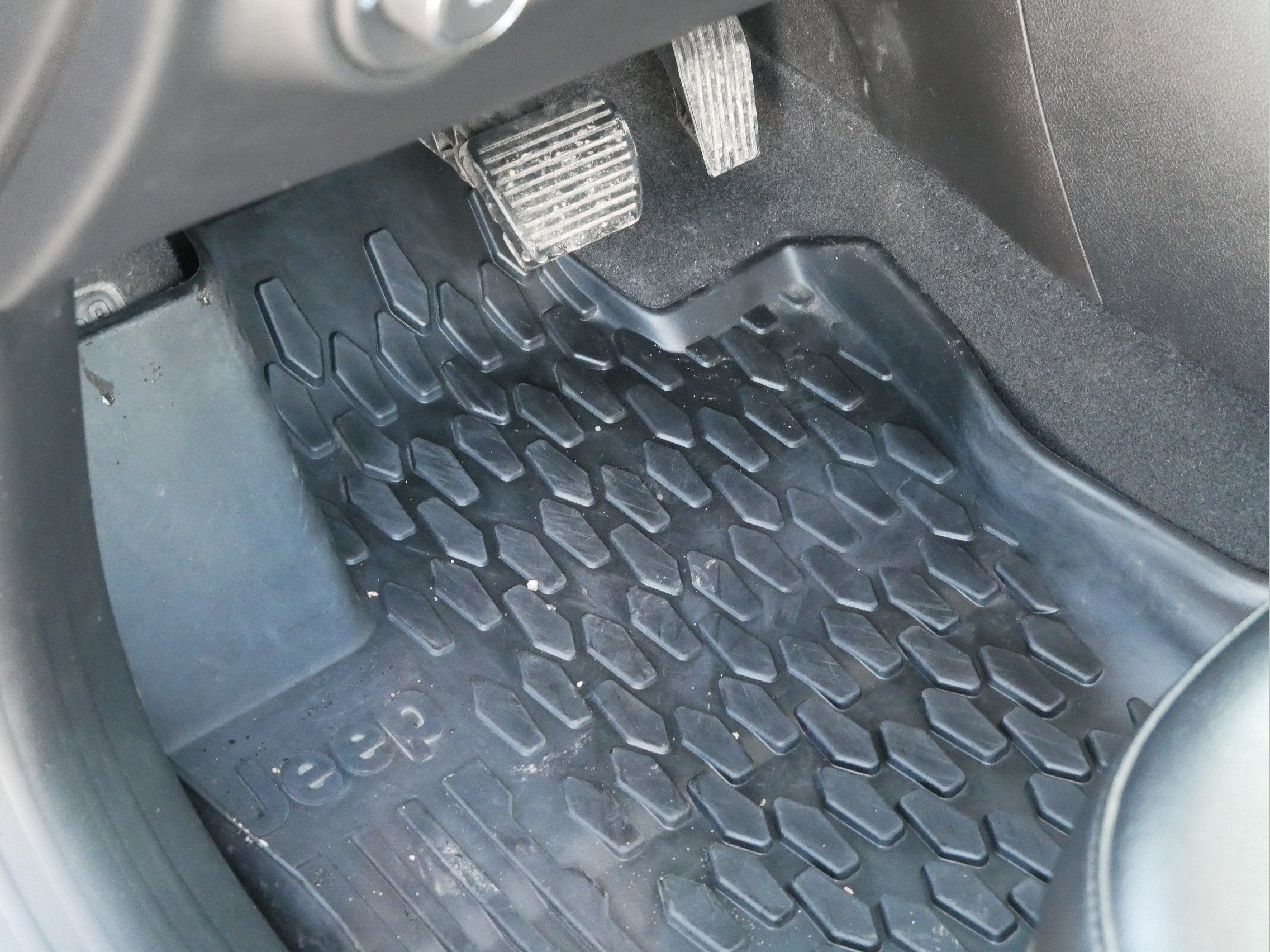 2021 Jeep Compass Base