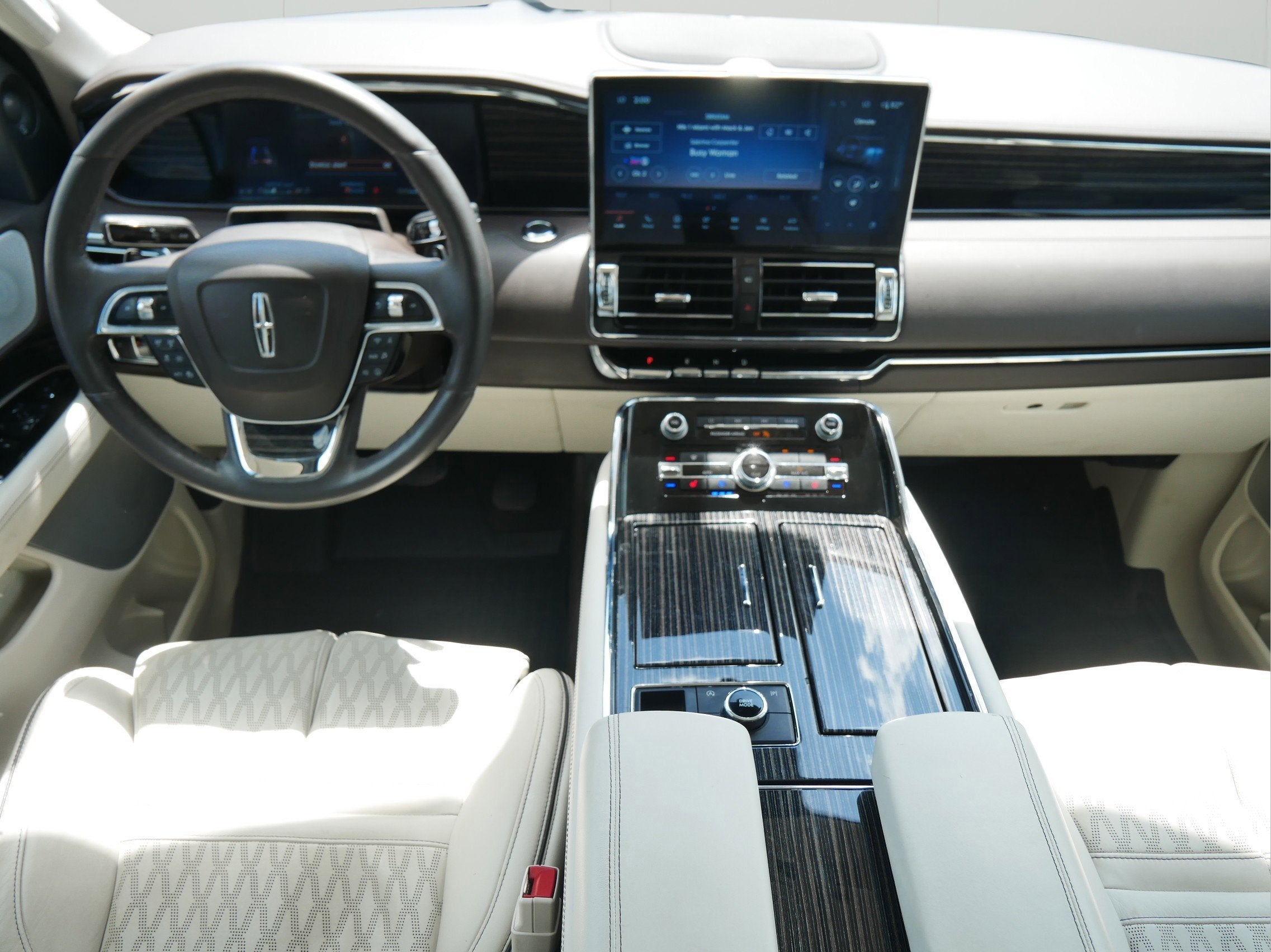 2024 Lincoln Navigator Black Label