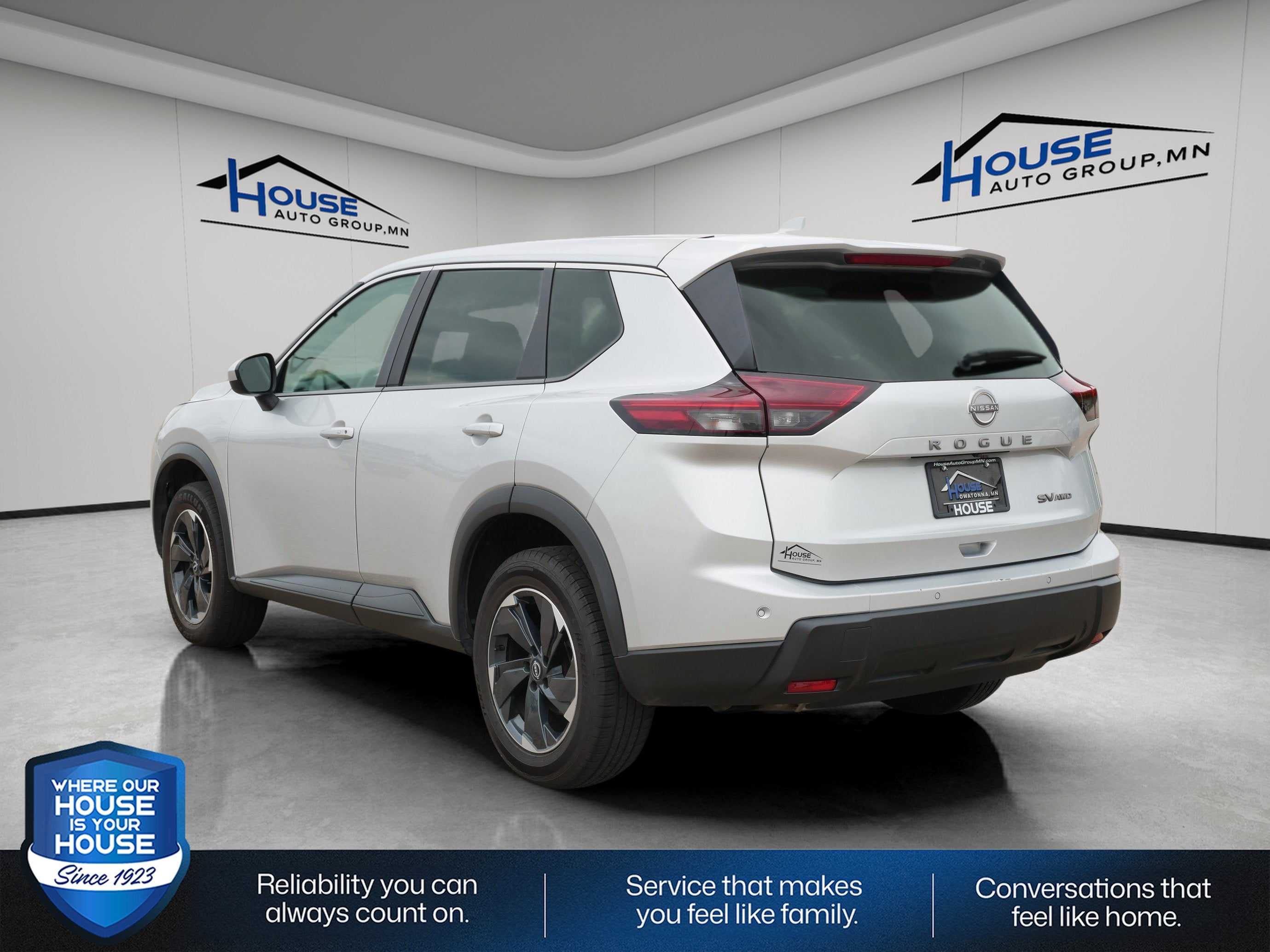 2024 Nissan Rogue SV