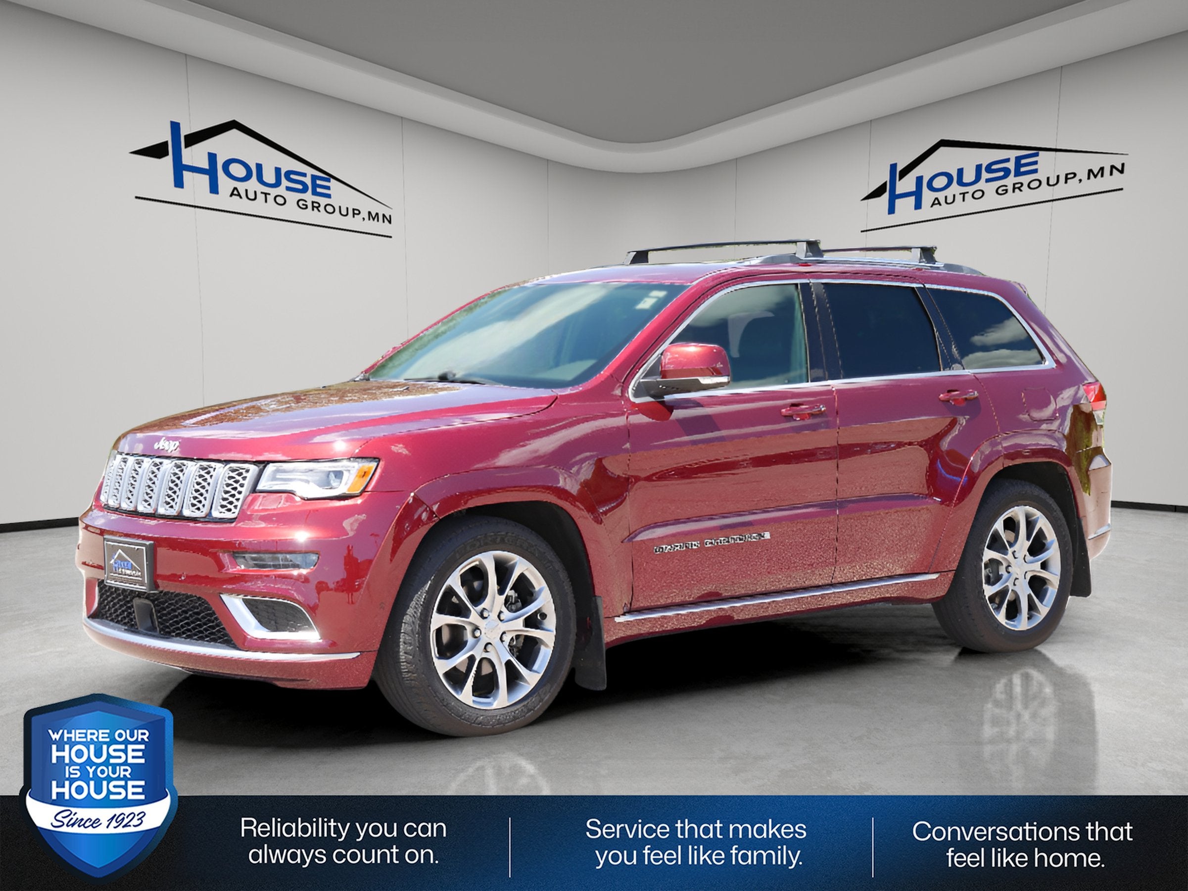Used 2019 Jeep Grand Cherokee Summit with VIN 1C4RJFJG7KC538571 for sale in Red Wing, Minnesota