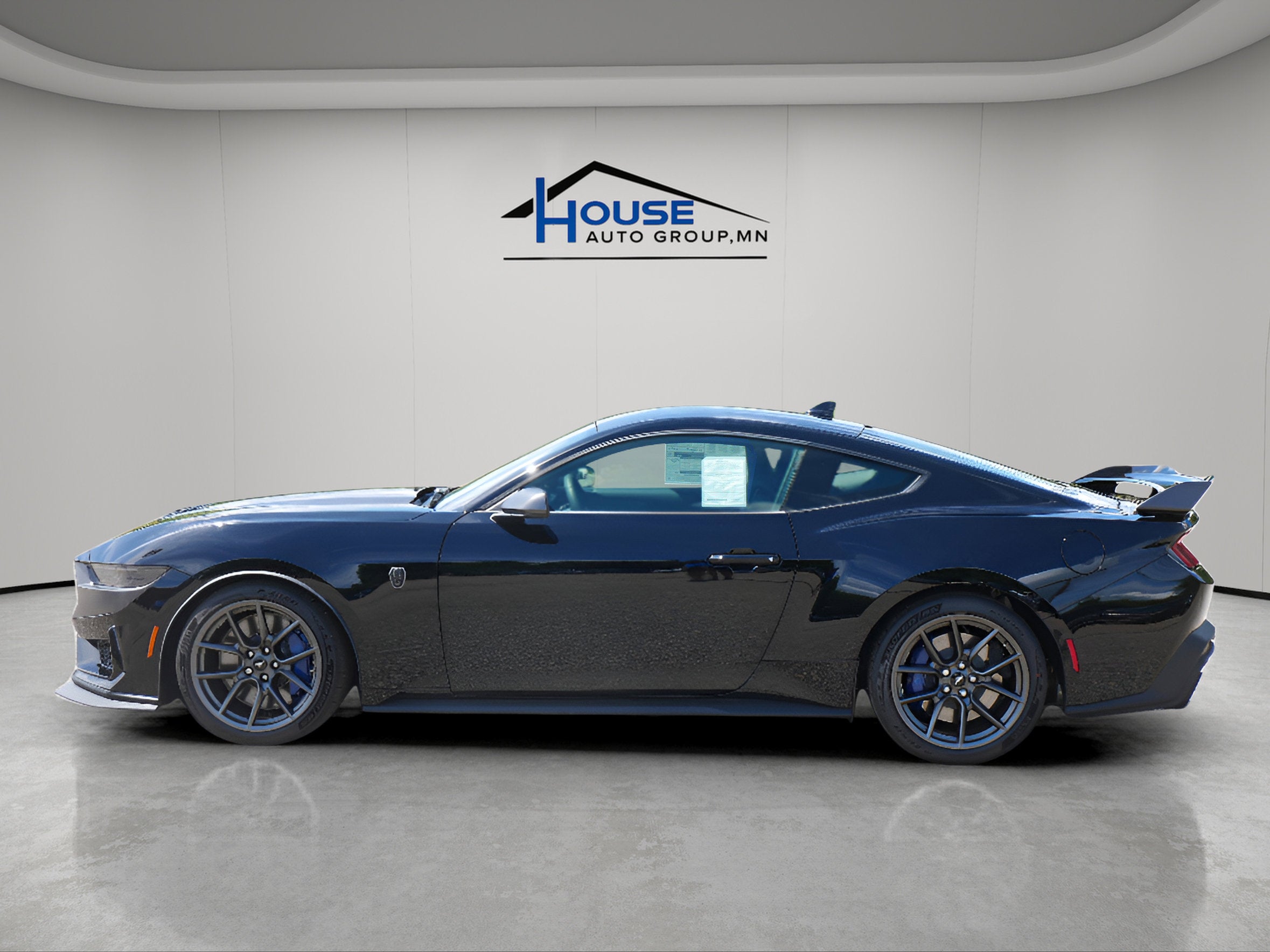 2025 Ford Mustang Dark Horse