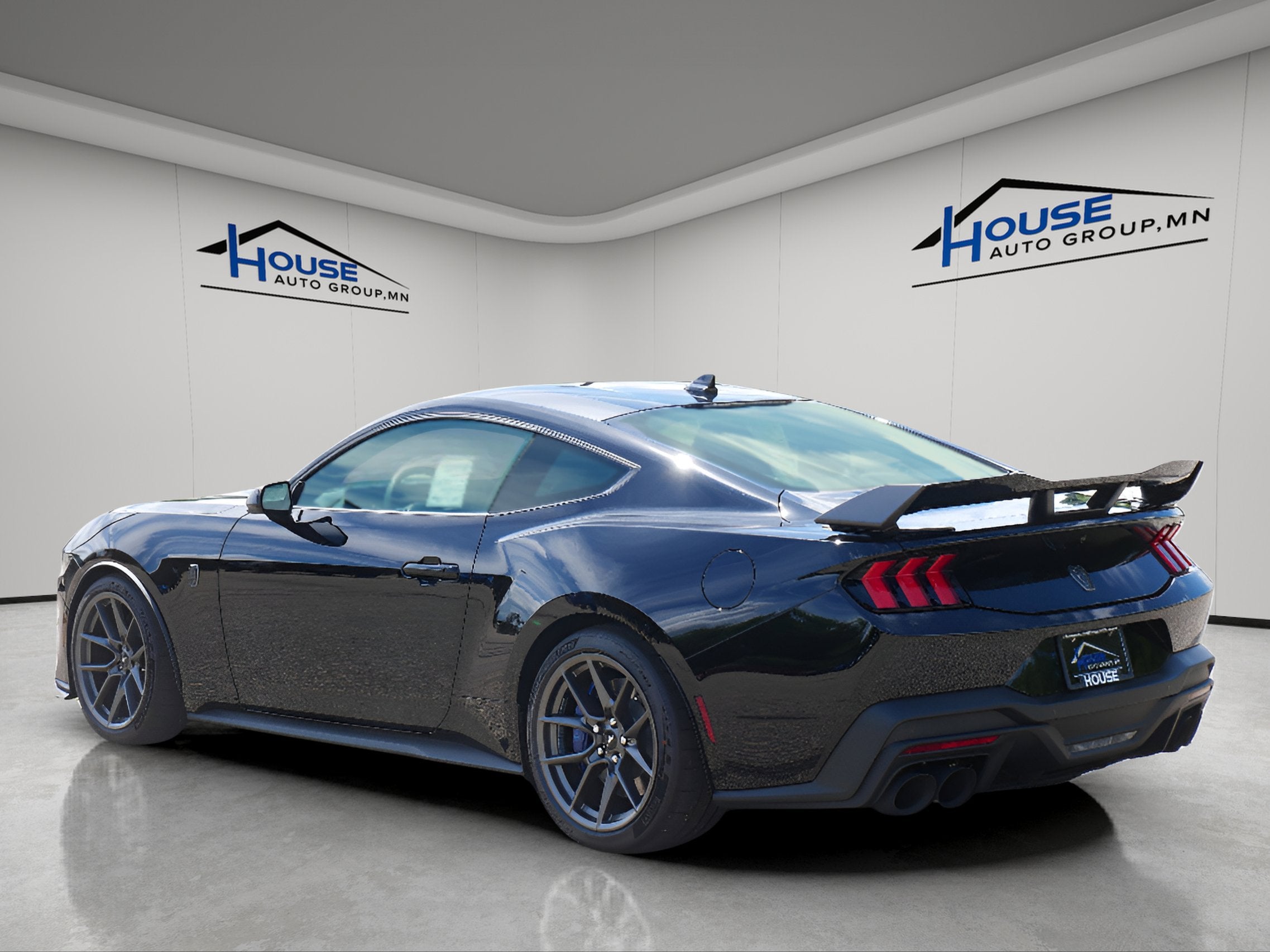2025 Ford Mustang Dark Horse