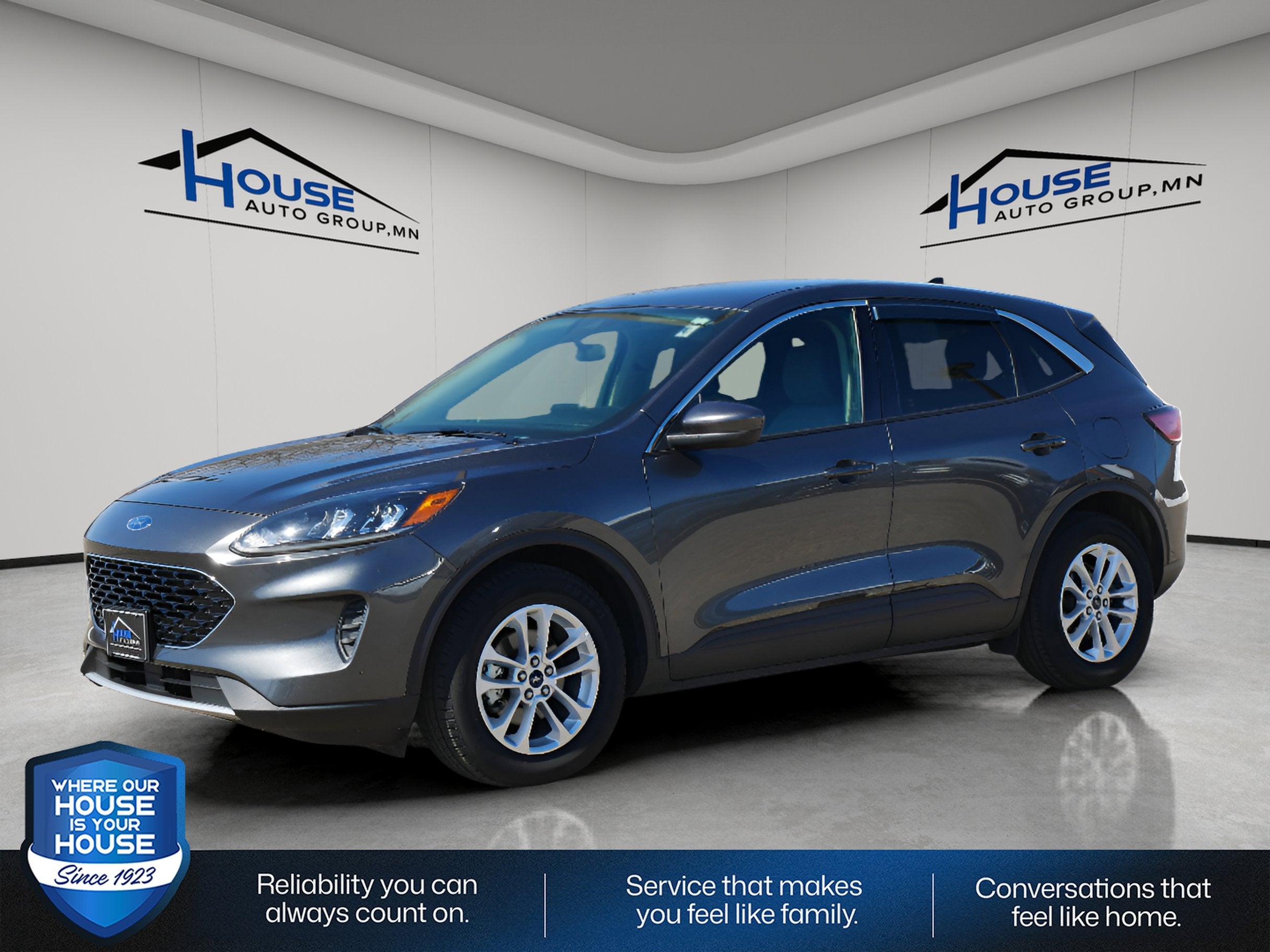 Used 2020 Ford Escape SE with VIN 1FMCU0G60LUA35111 for sale in Red Wing, Minnesota