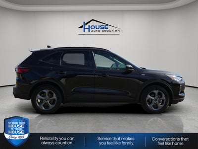2025 Ford Escape ST-Line Select