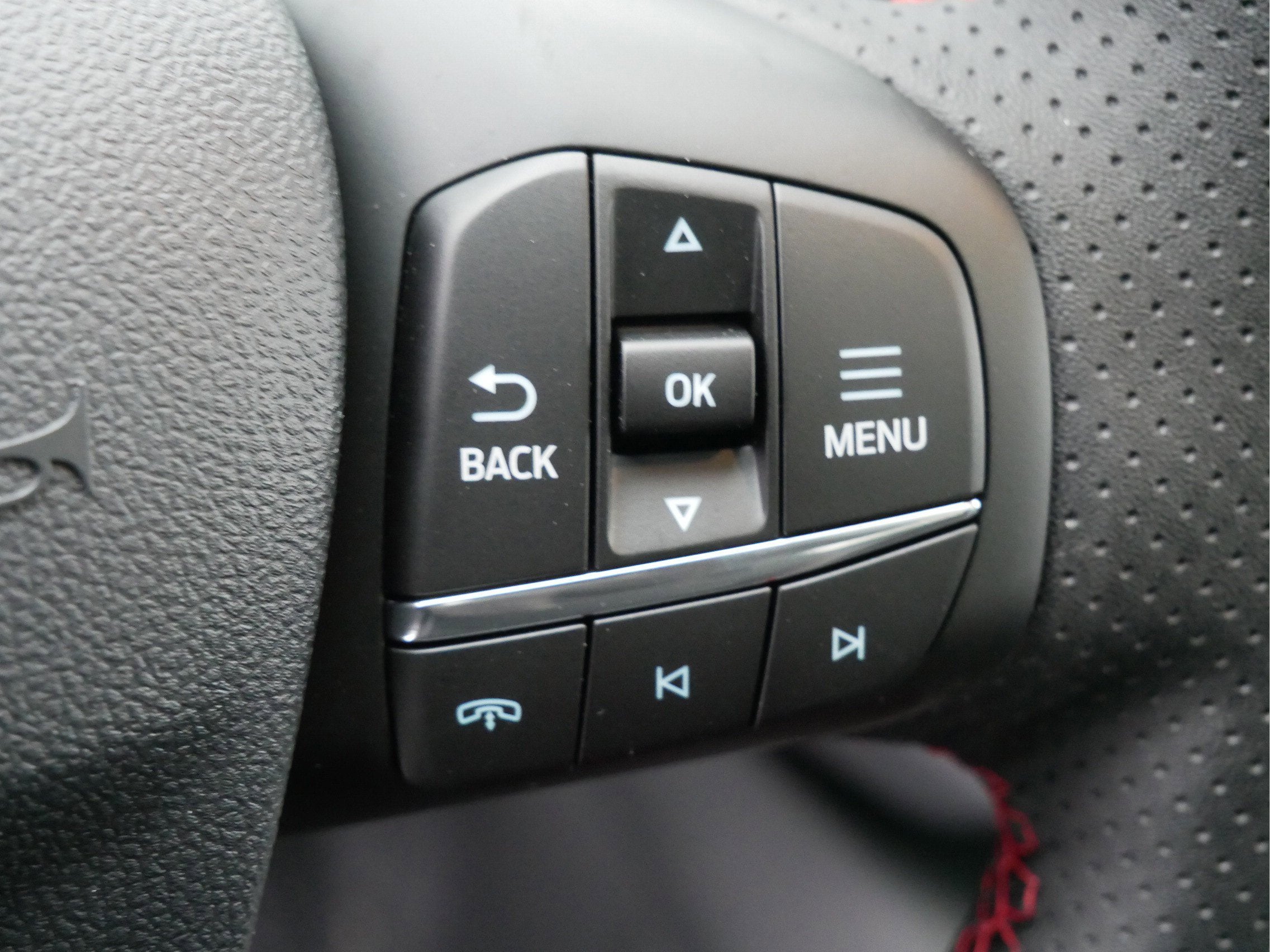 2026 Ford Escape ST-Line Select