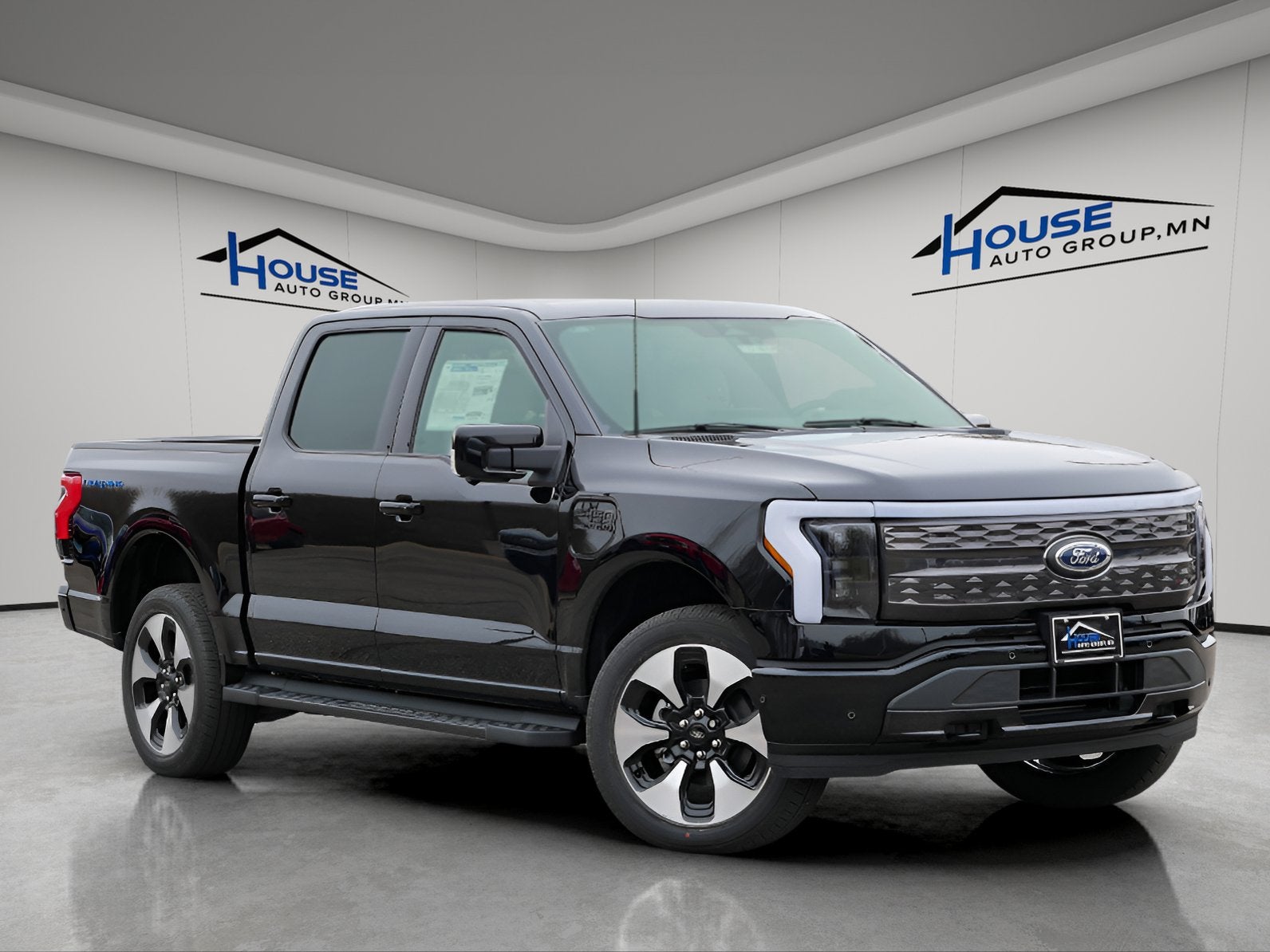 2023 Ford F-150 Lightning Platinum