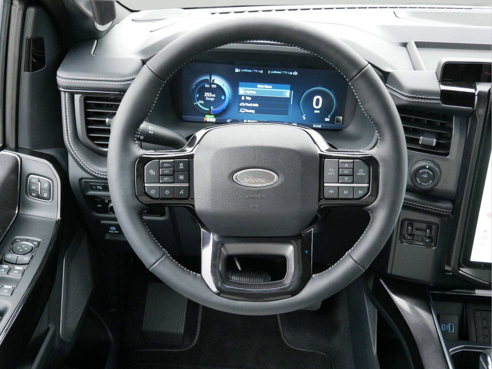 2023 Ford F-150 Lightning Platinum