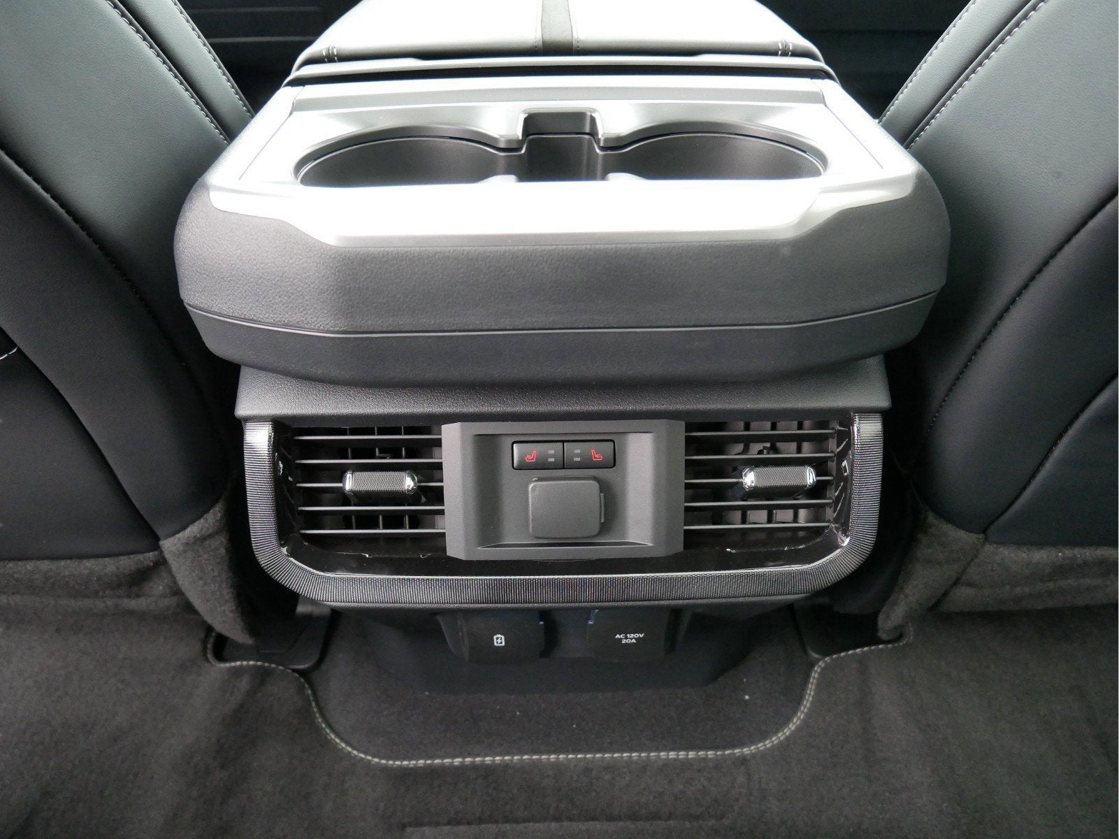 2023 Ford F-150 Lightning Platinum