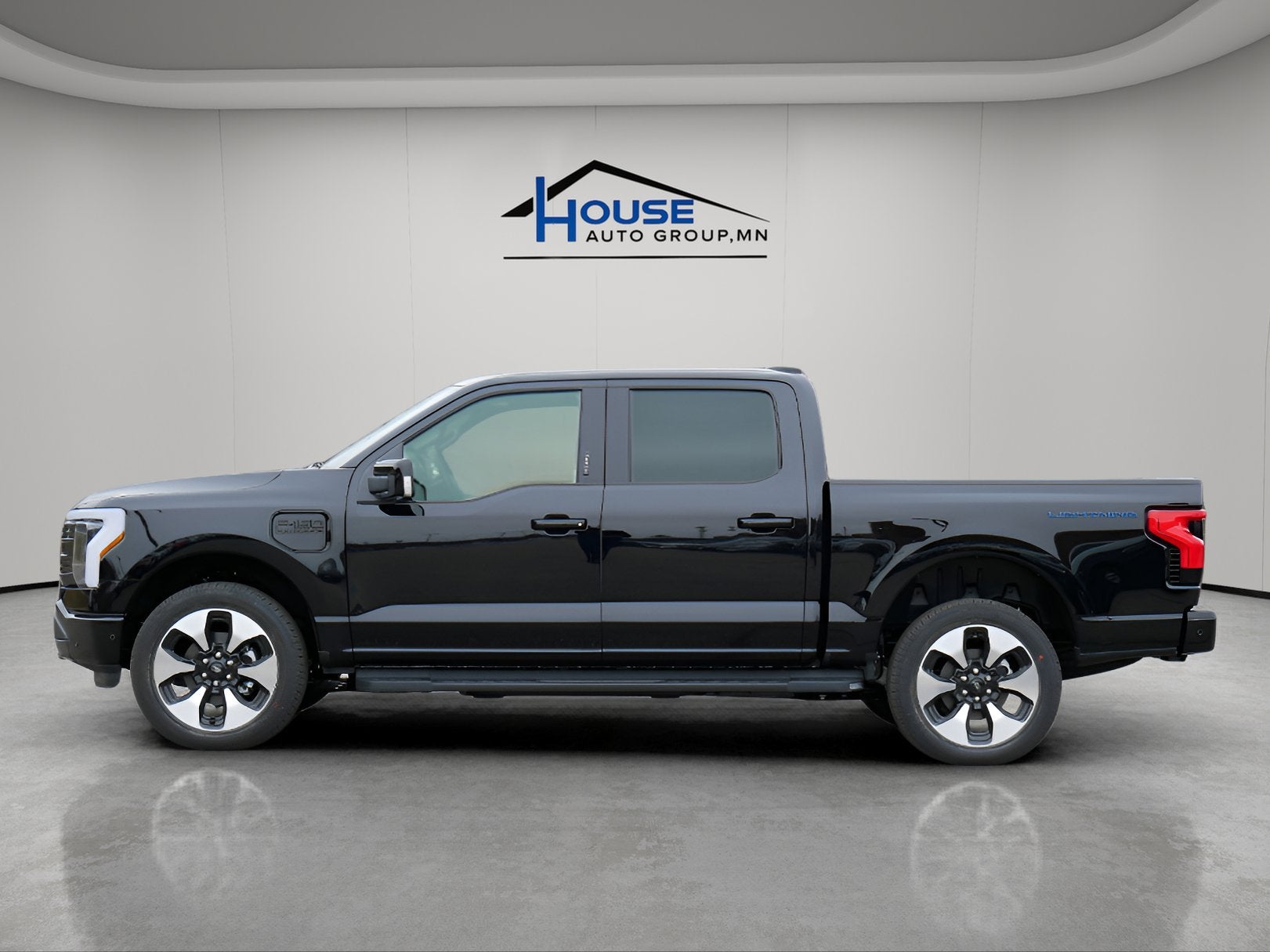 2023 Ford F-150 Lightning Platinum