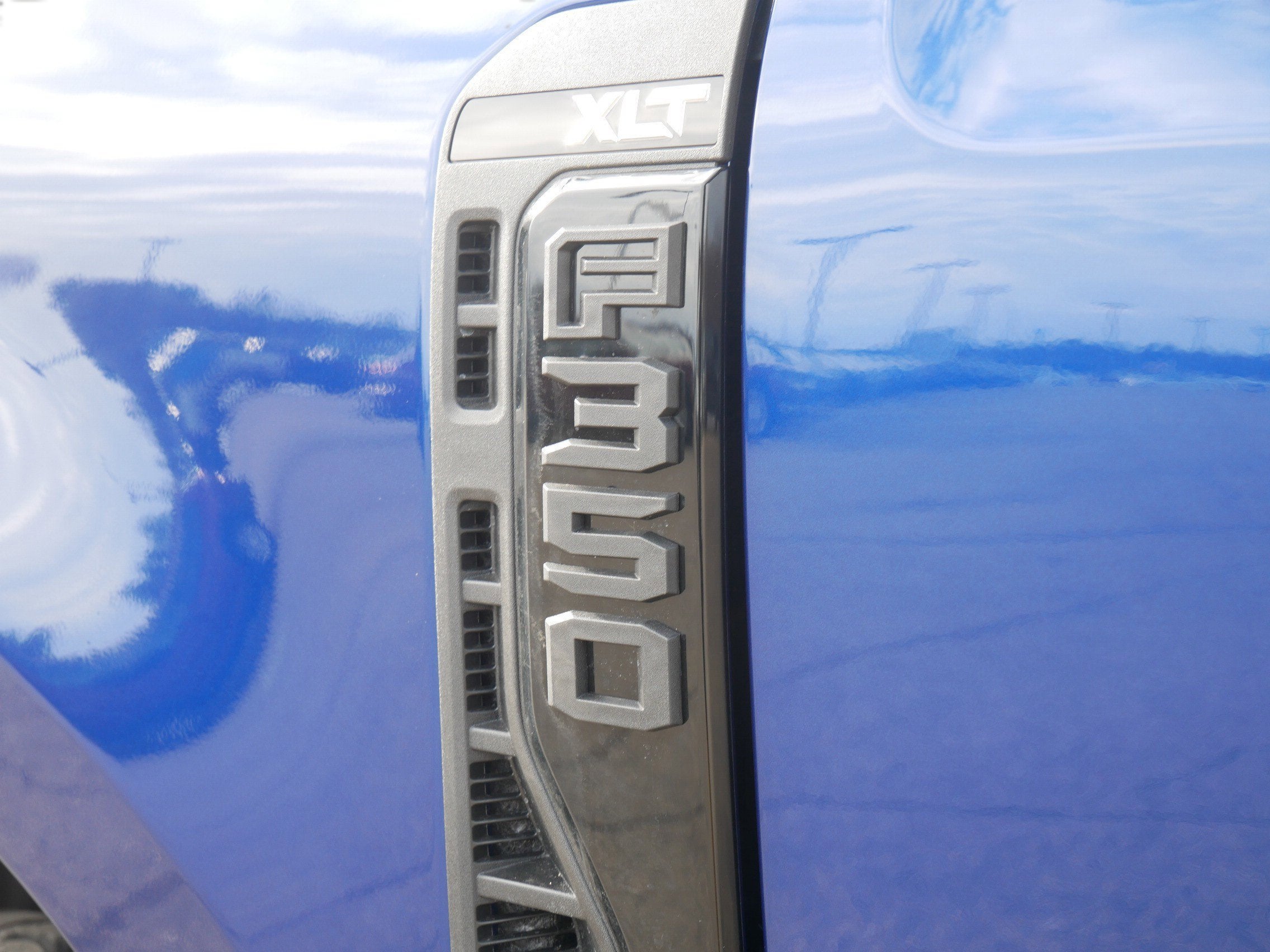 2026 Ford Super Duty F-350 SRW XLT