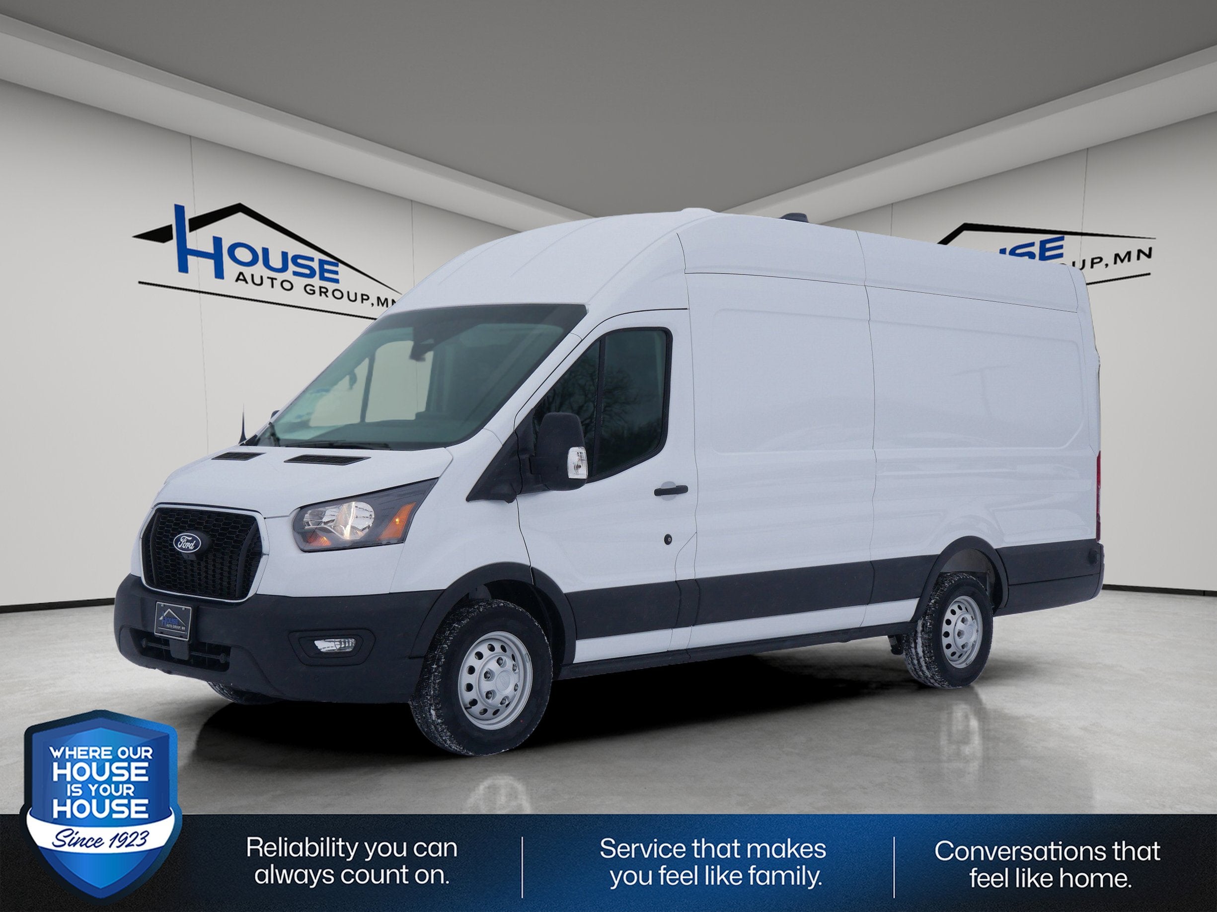 2026 Ford Transit Cargo Van Base