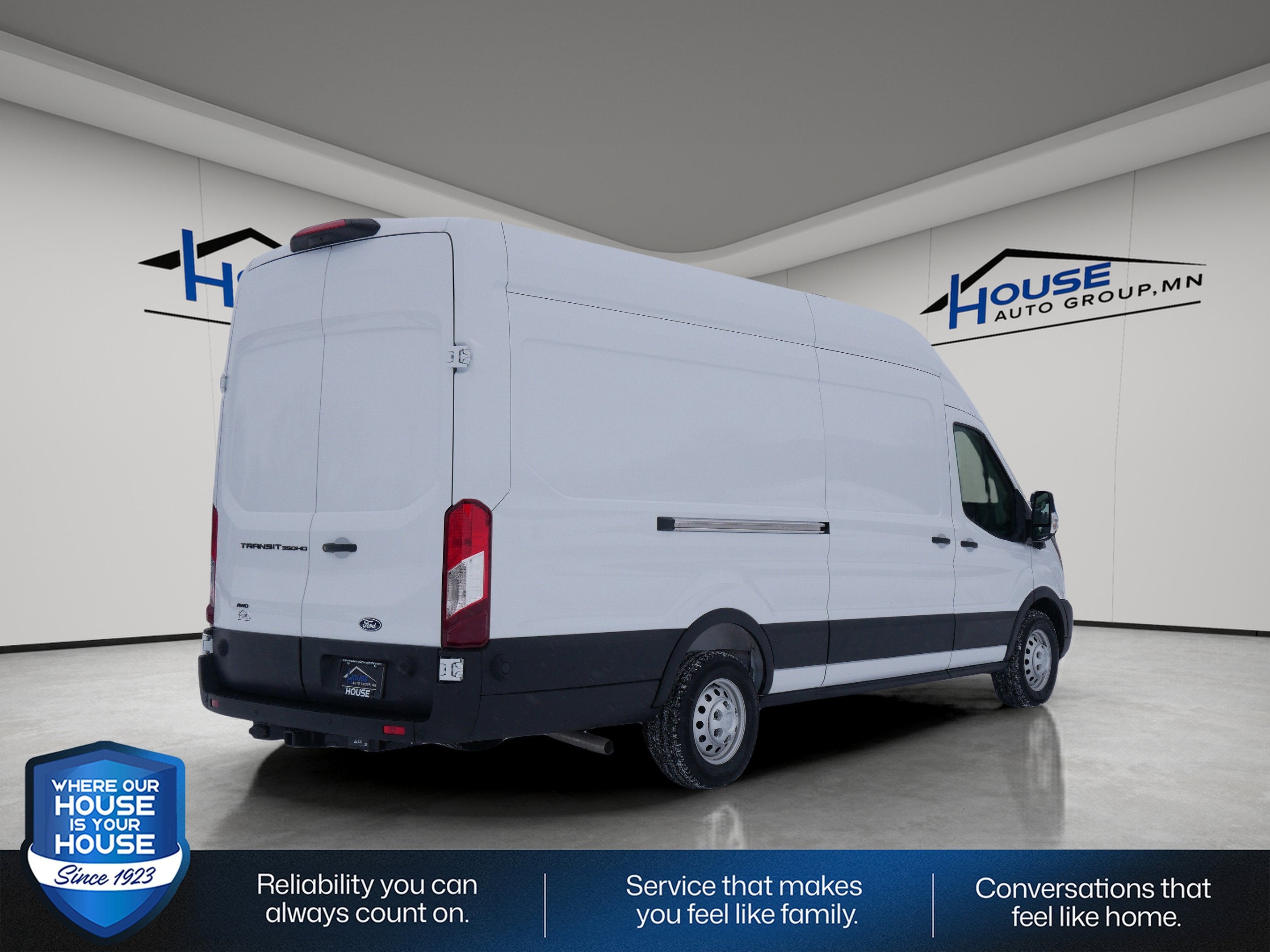 2026 Ford Transit Cargo Van Base