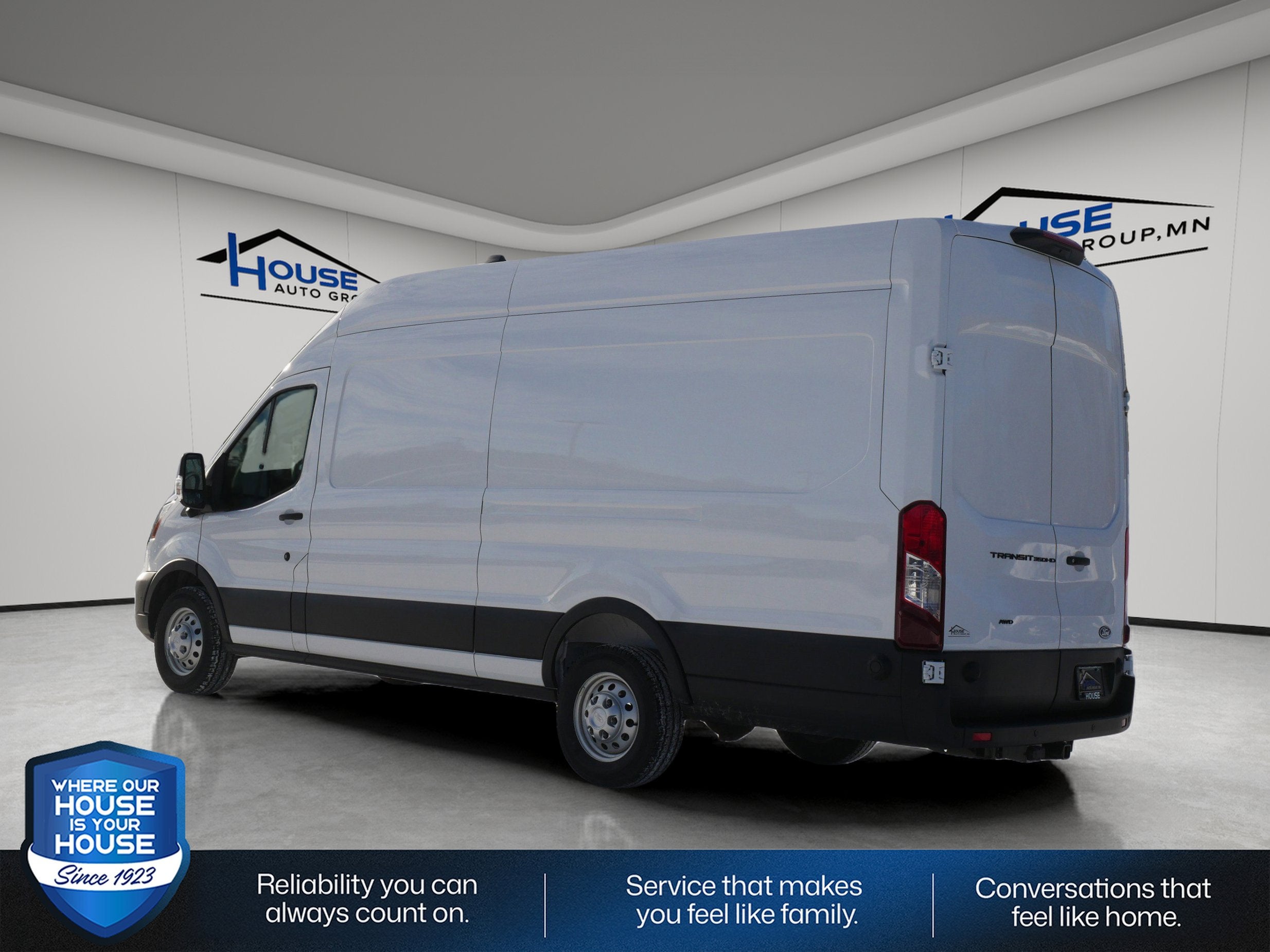 2026 Ford Transit Cargo Van Base