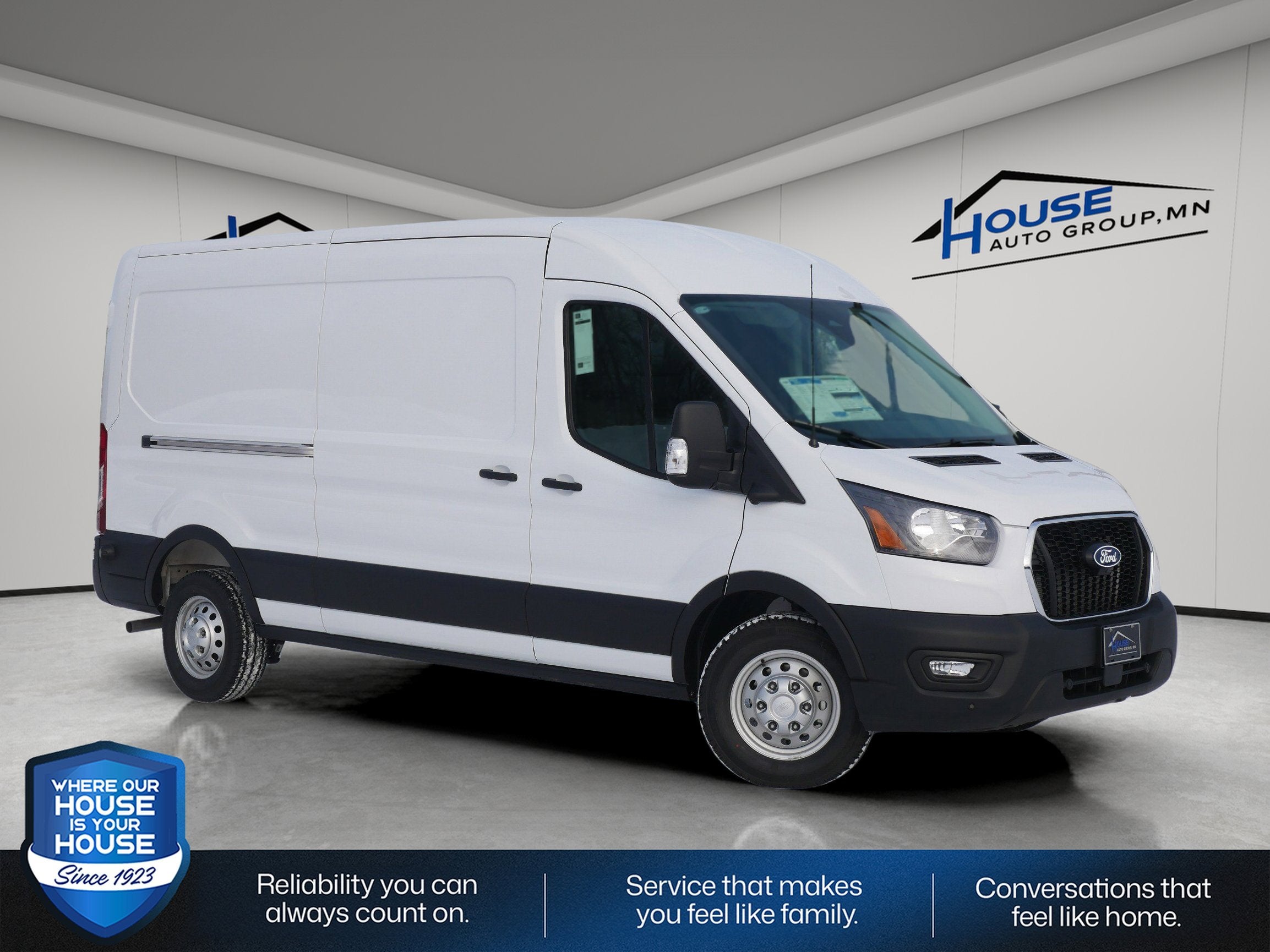 2026 Ford Transit Cargo Van Base