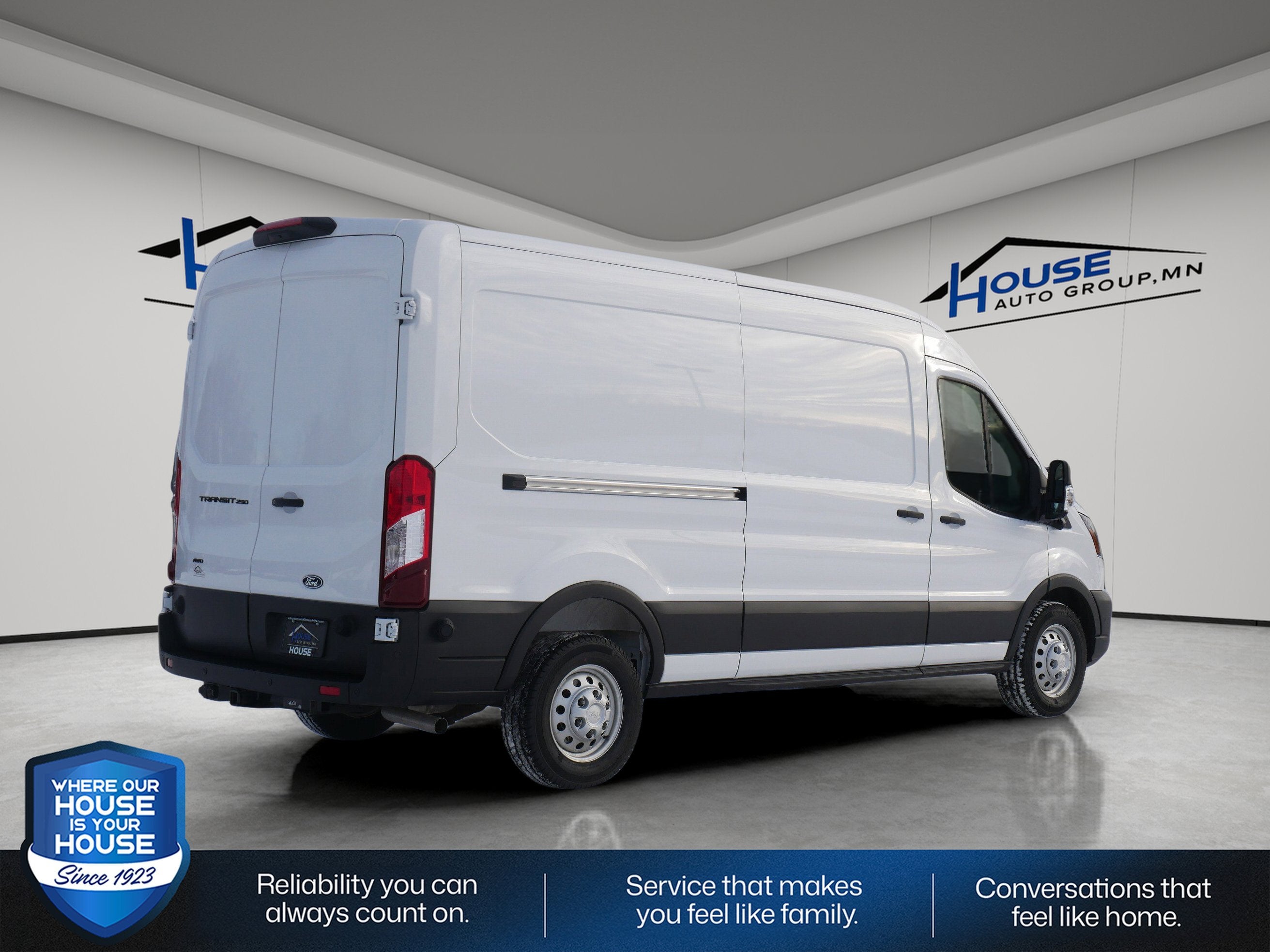 2026 Ford Transit Cargo Van Base