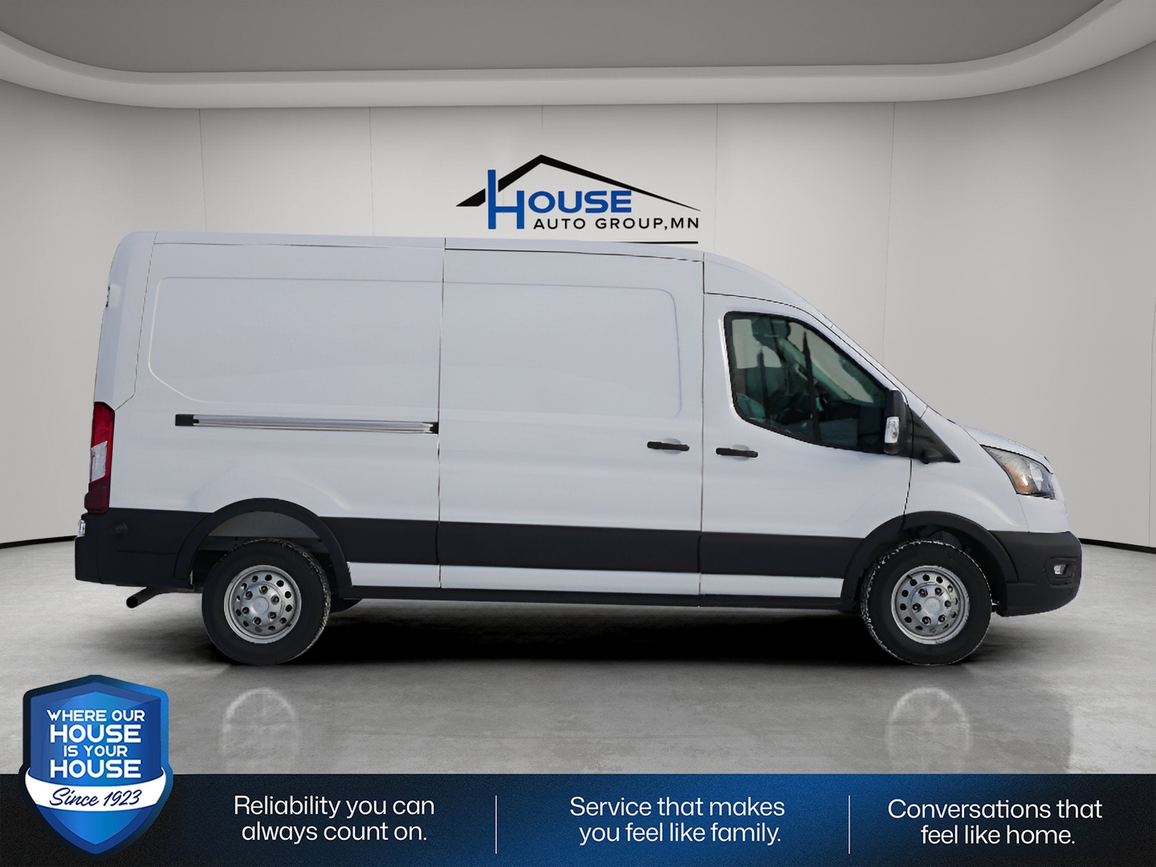 2026 Ford Transit Cargo Van Base