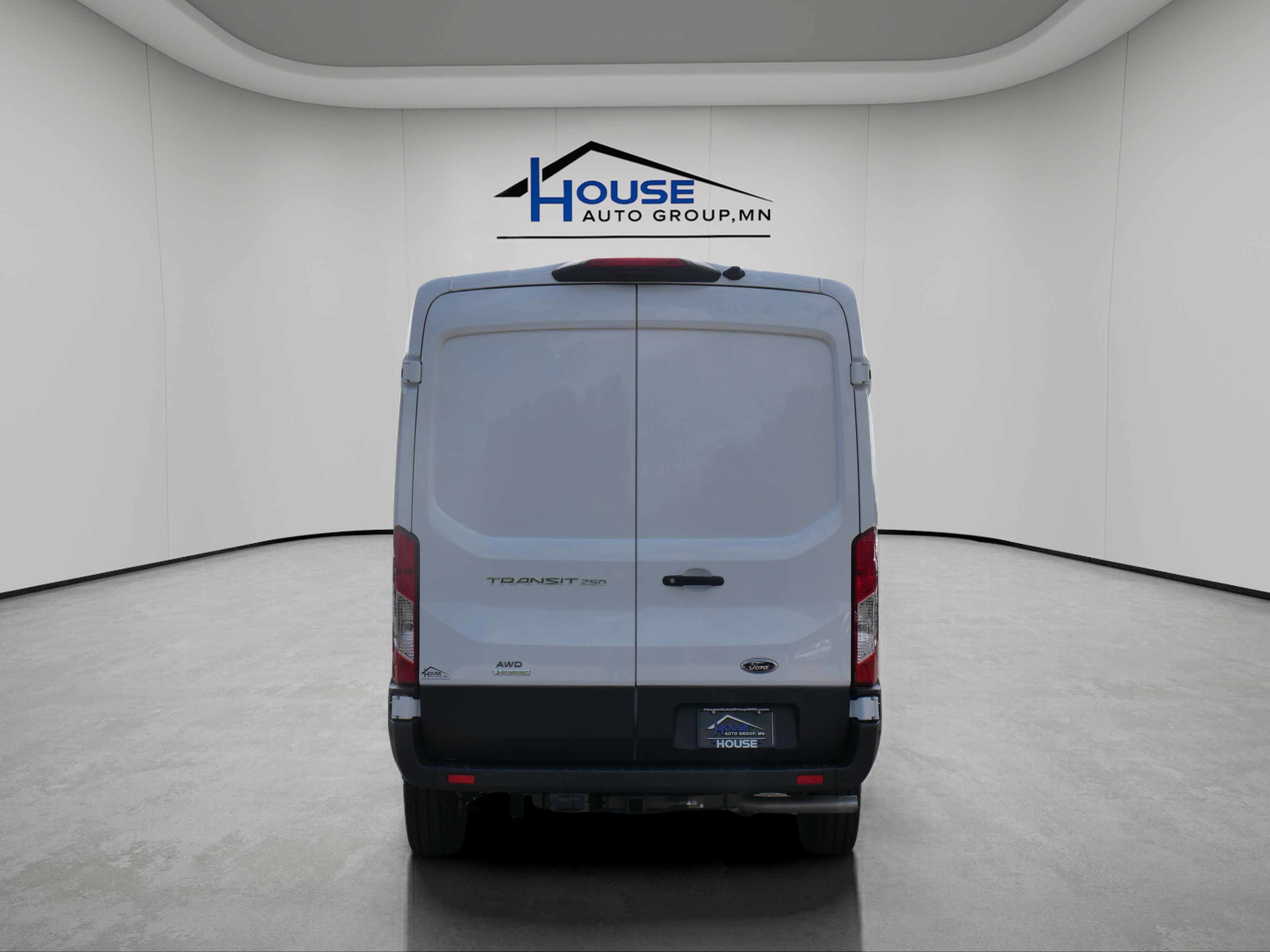 2025 Ford Transit Cargo Van Base