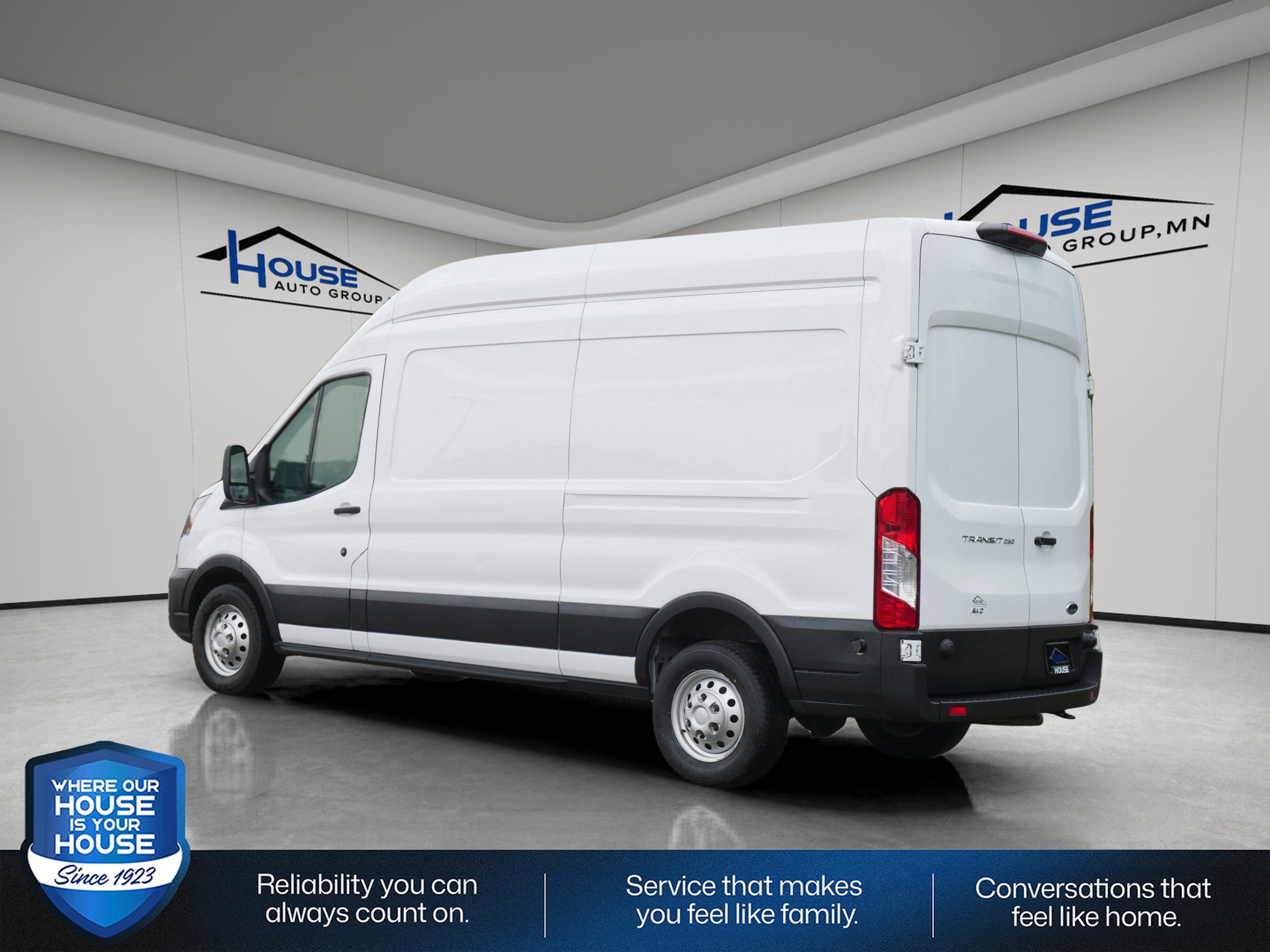2024 Ford Transit Cargo Van Base
