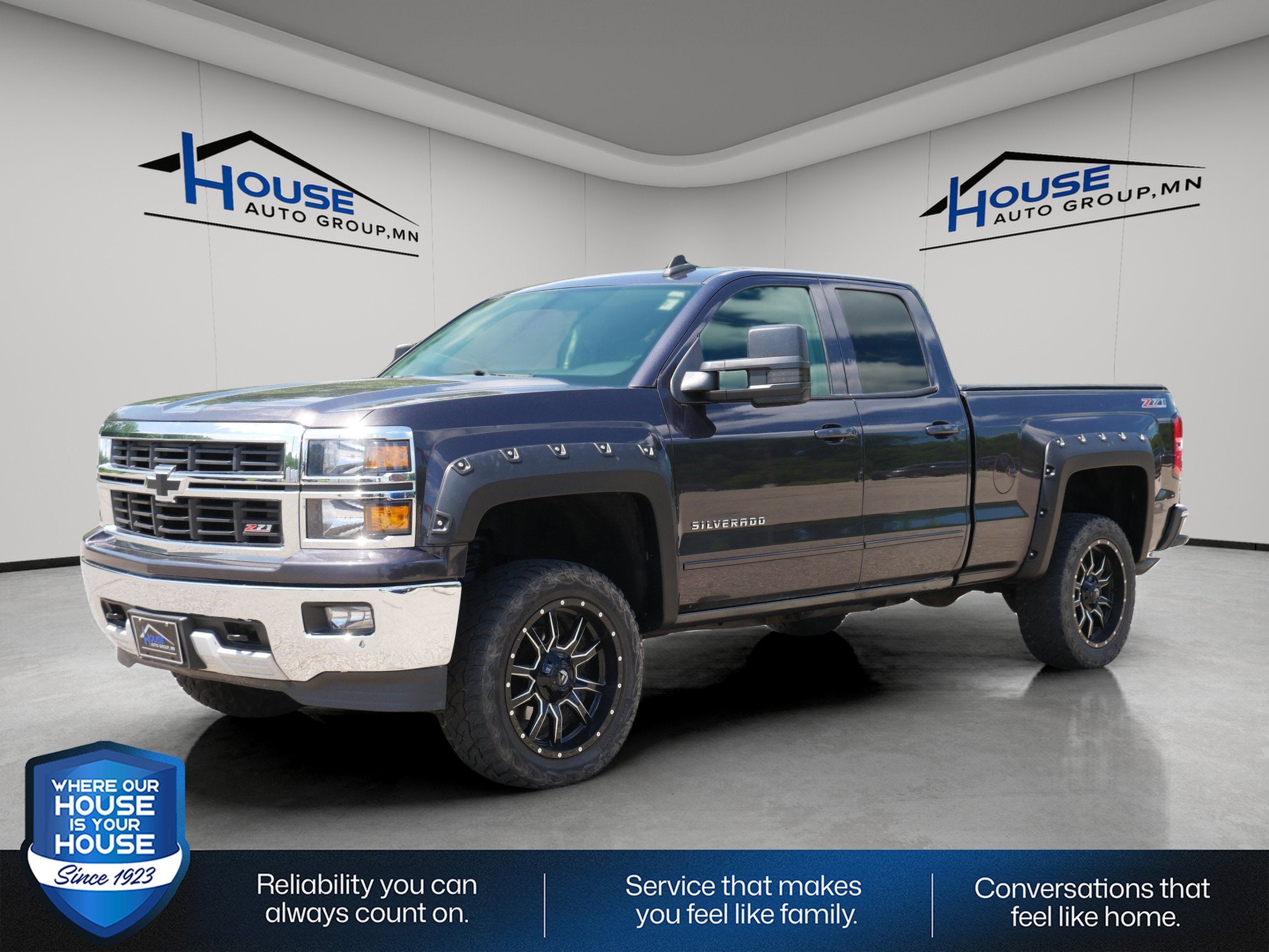Used 2015 Chevrolet Silverado 1500 LT with VIN 1GCVKREC7FZ355663 for sale in Red Wing, Minnesota