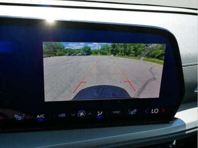 2025 Chevrolet Traverse AWD LT