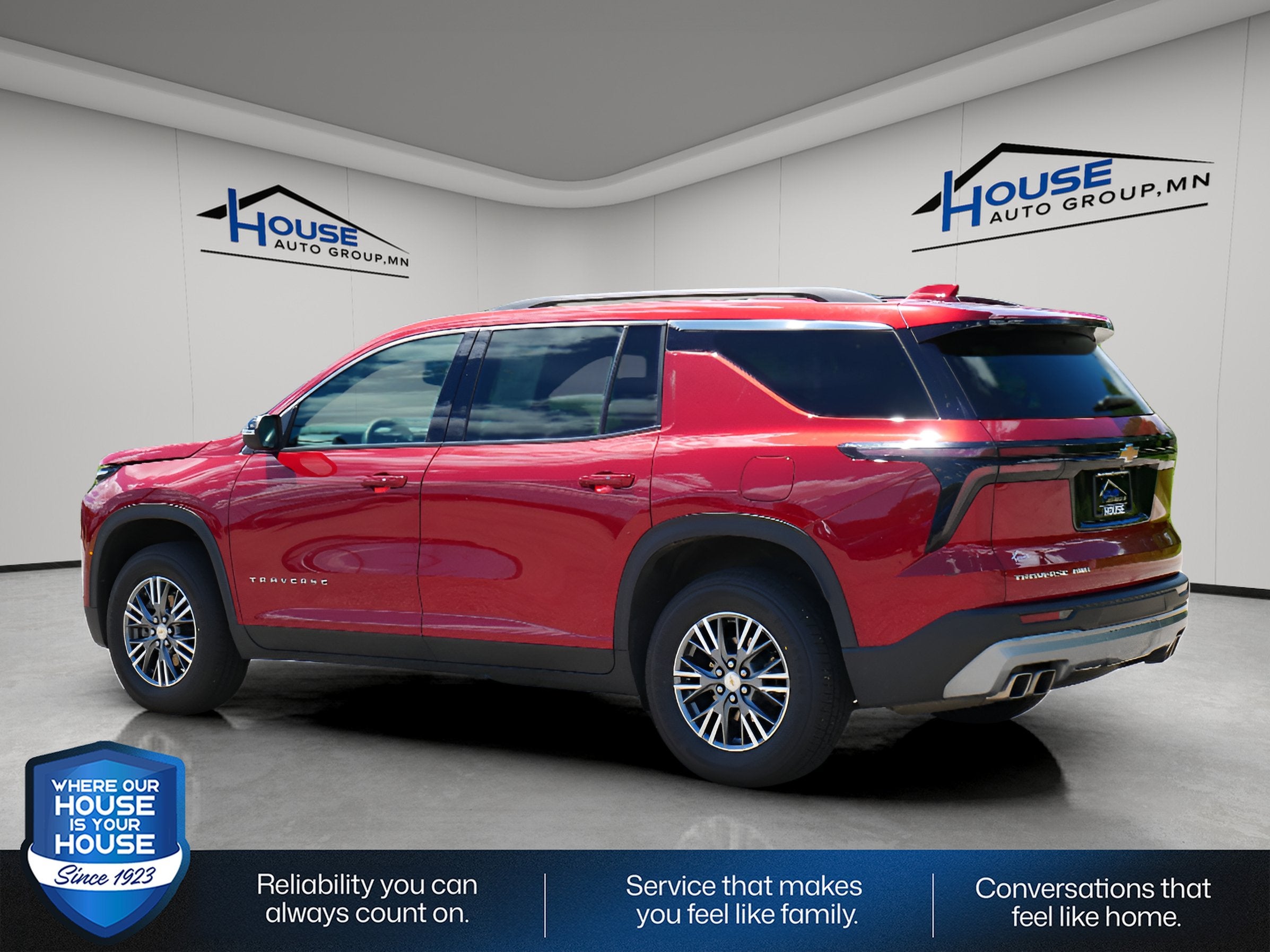 2025 Chevrolet Traverse AWD LT