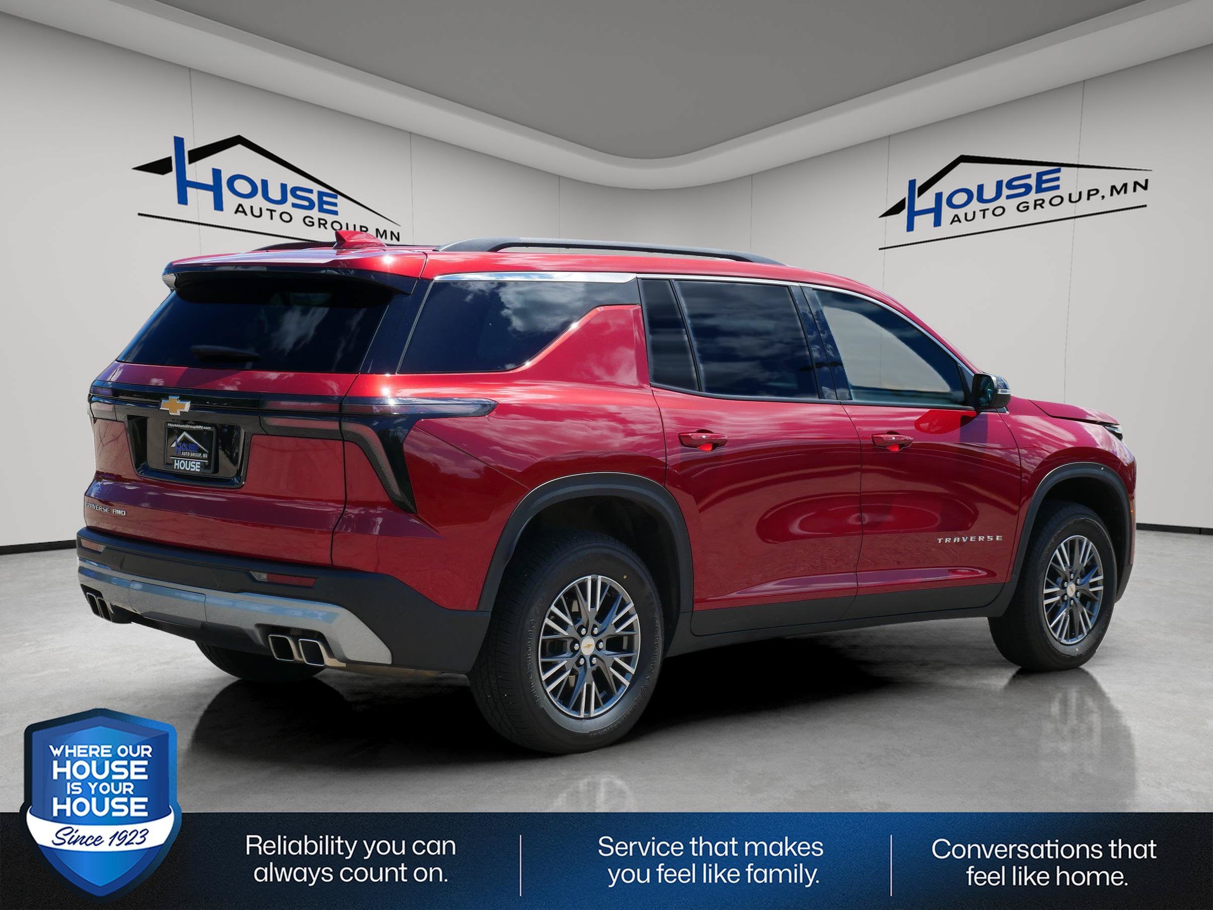 2025 Chevrolet Traverse AWD LT