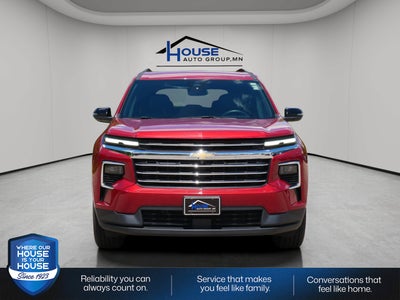 2025 Chevrolet Traverse AWD LT