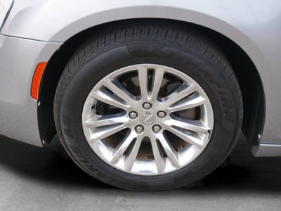 2017 Chrysler 300 Limited