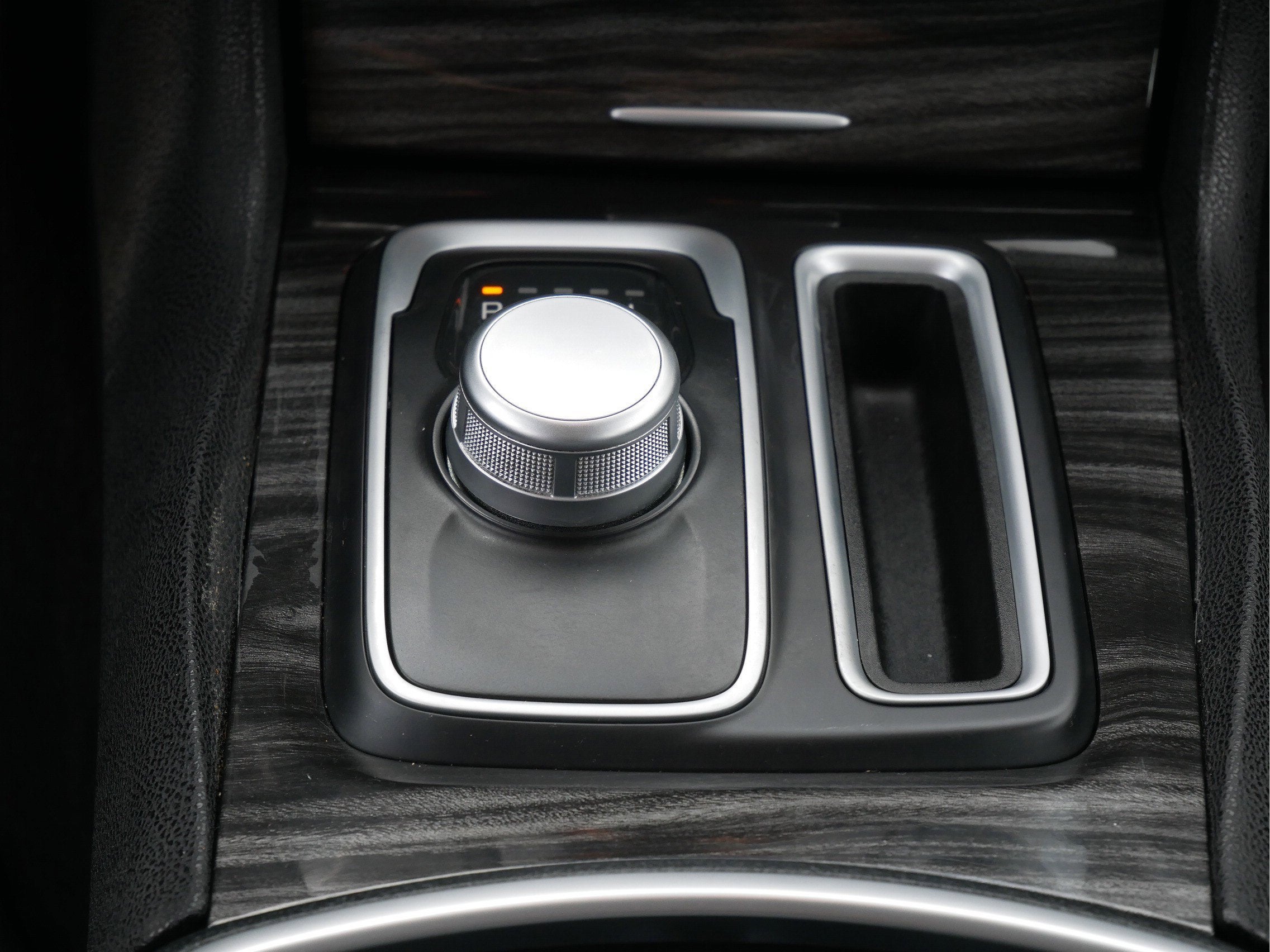 2017 Chrysler 300 Limited