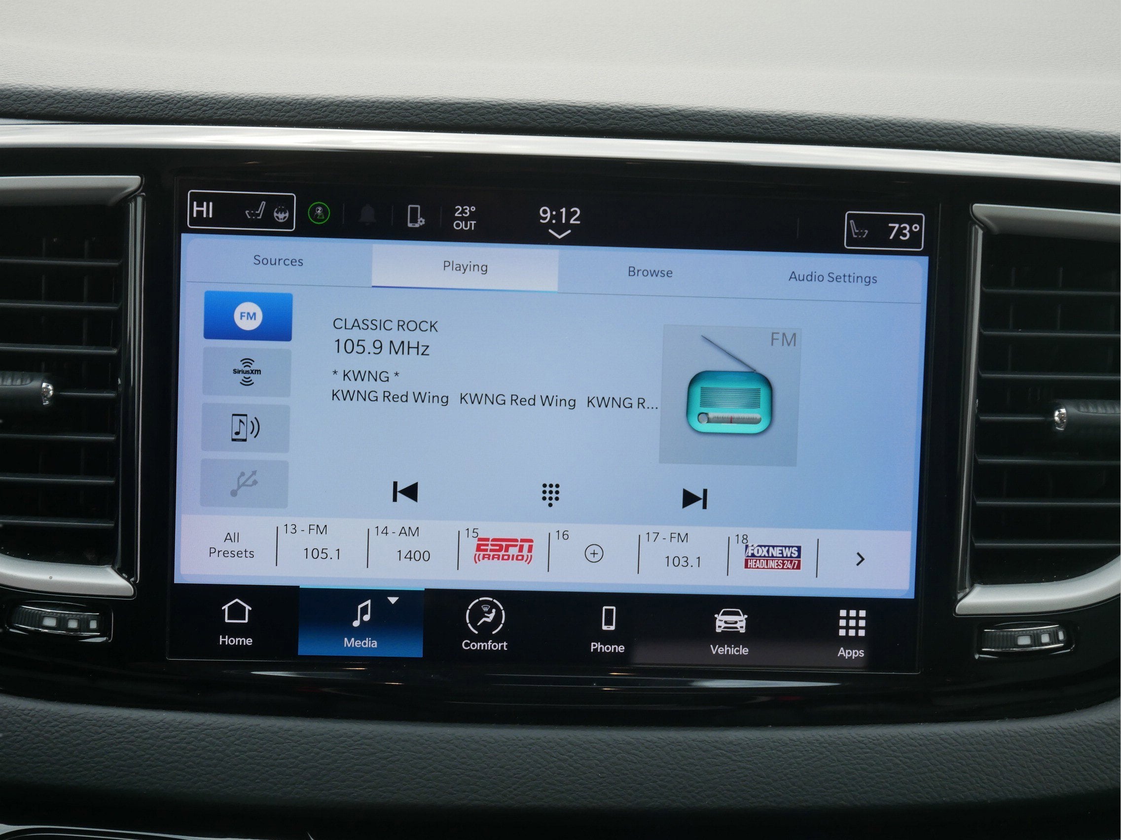 2023 Chrysler Pacifica Touring L