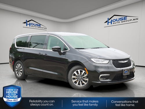 2024 Chrysler Pacifica Hybrid Select