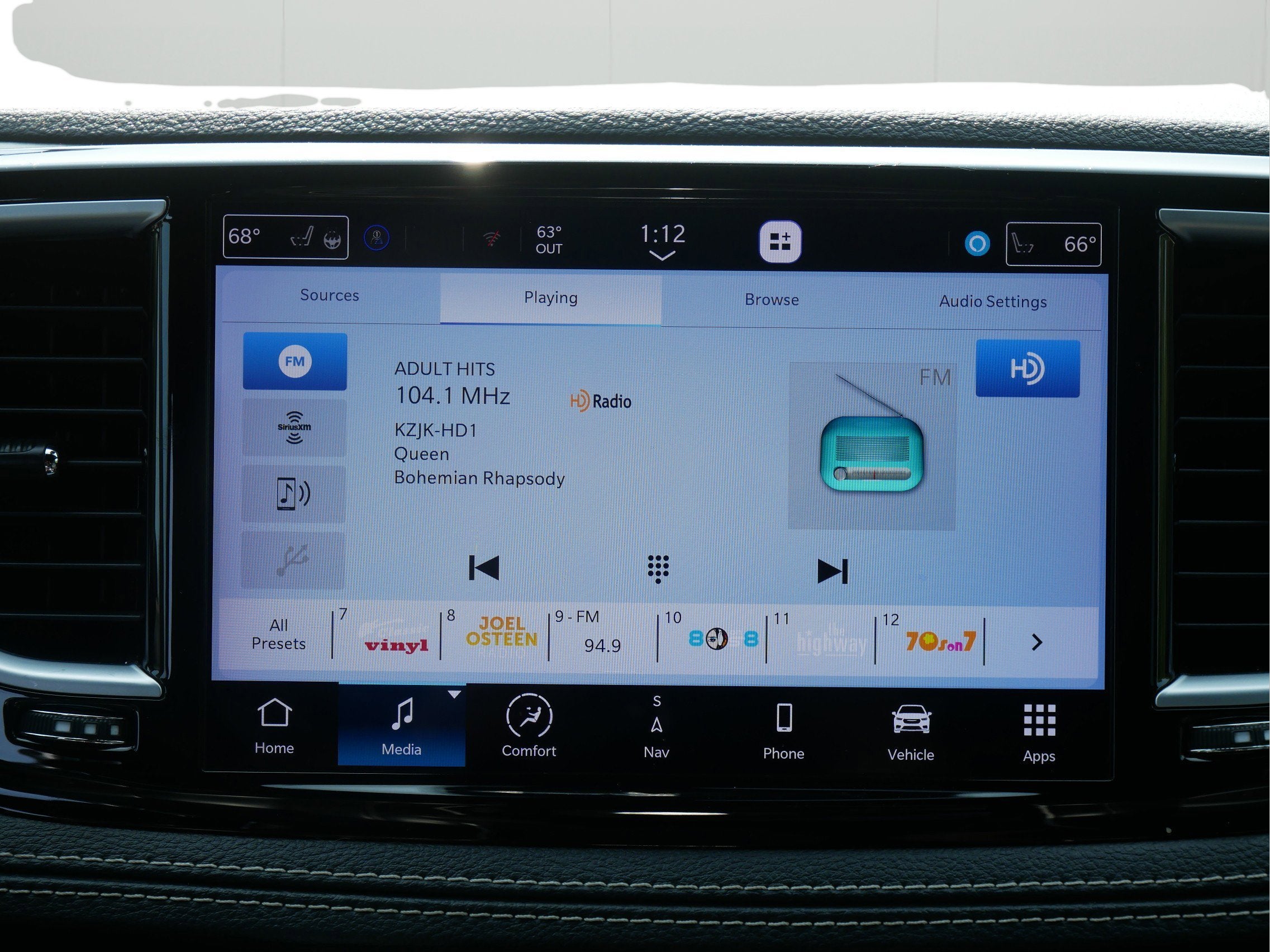 2023 Chrysler Pacifica Hybrid Limited