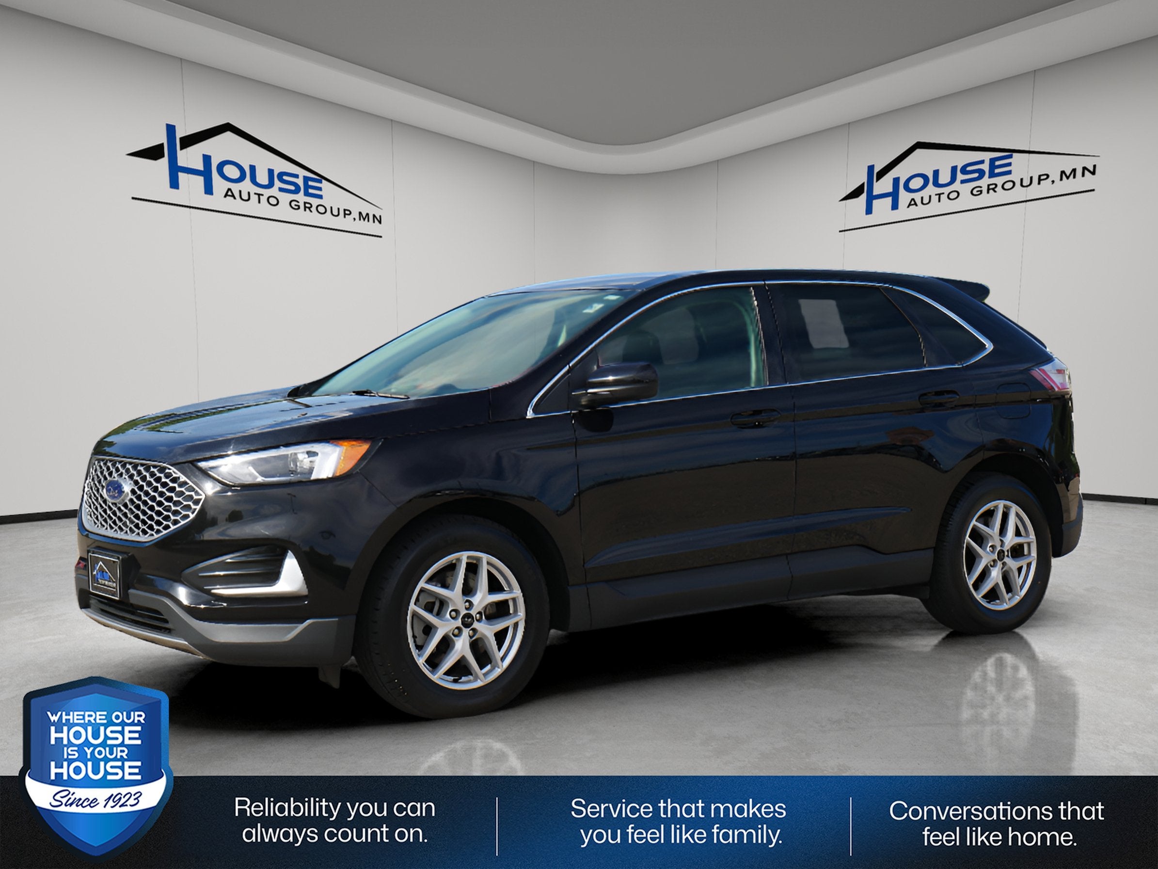 Used 2024 Ford Edge SEL with VIN 2FMPK4J97RBA78666 for sale in Red Wing, Minnesota
