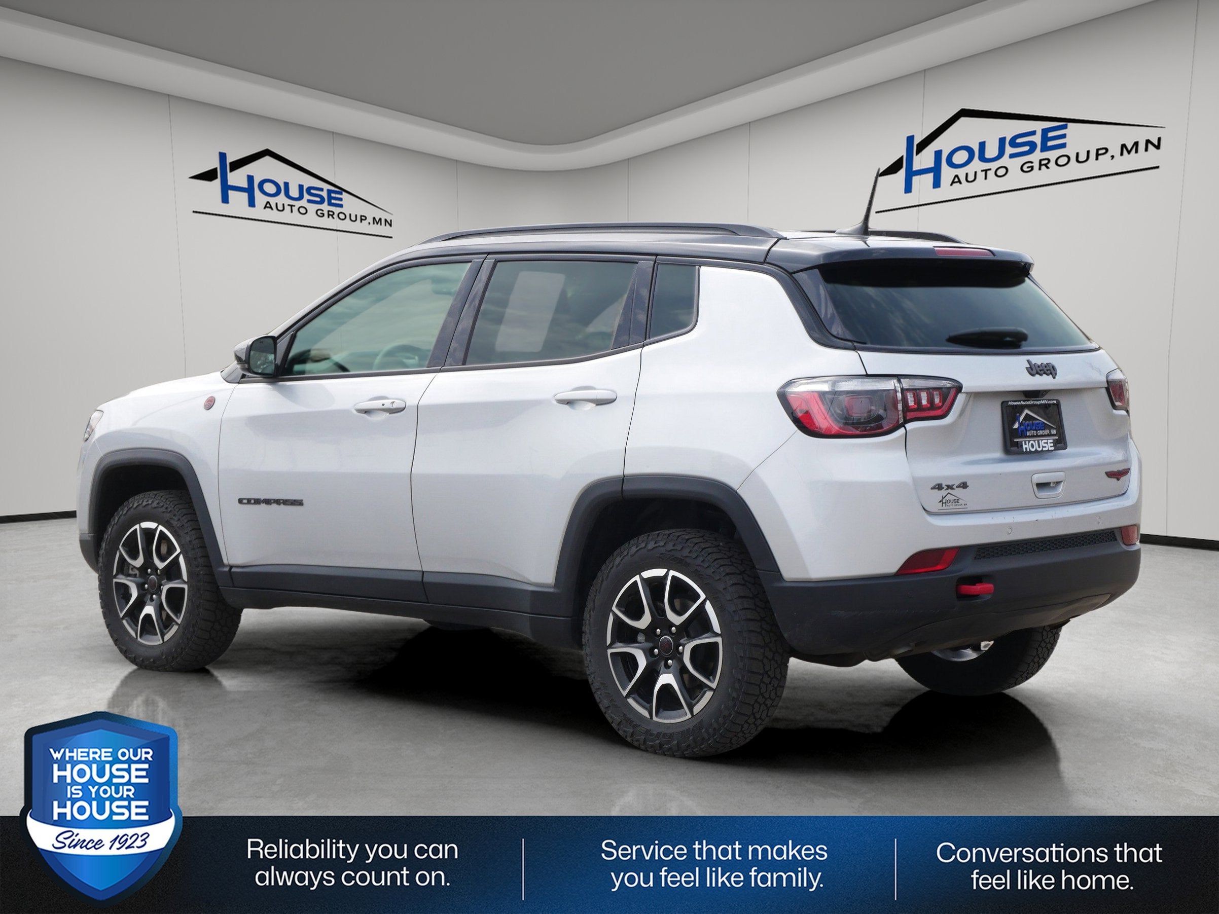 2025 Jeep Compass Trailhawk