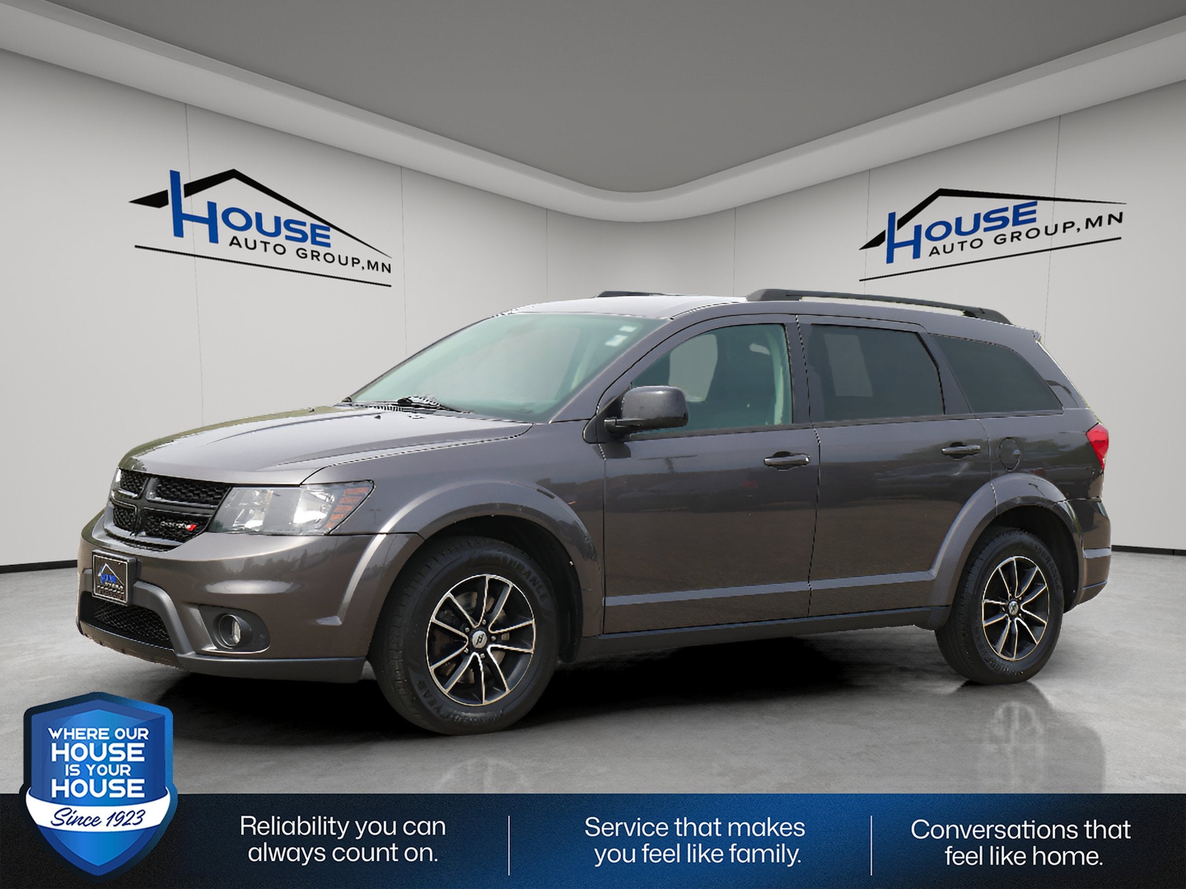 Used 2018 Dodge Journey SXT with VIN 3C4PDCBG7JT522563 for sale in Red Wing, Minnesota