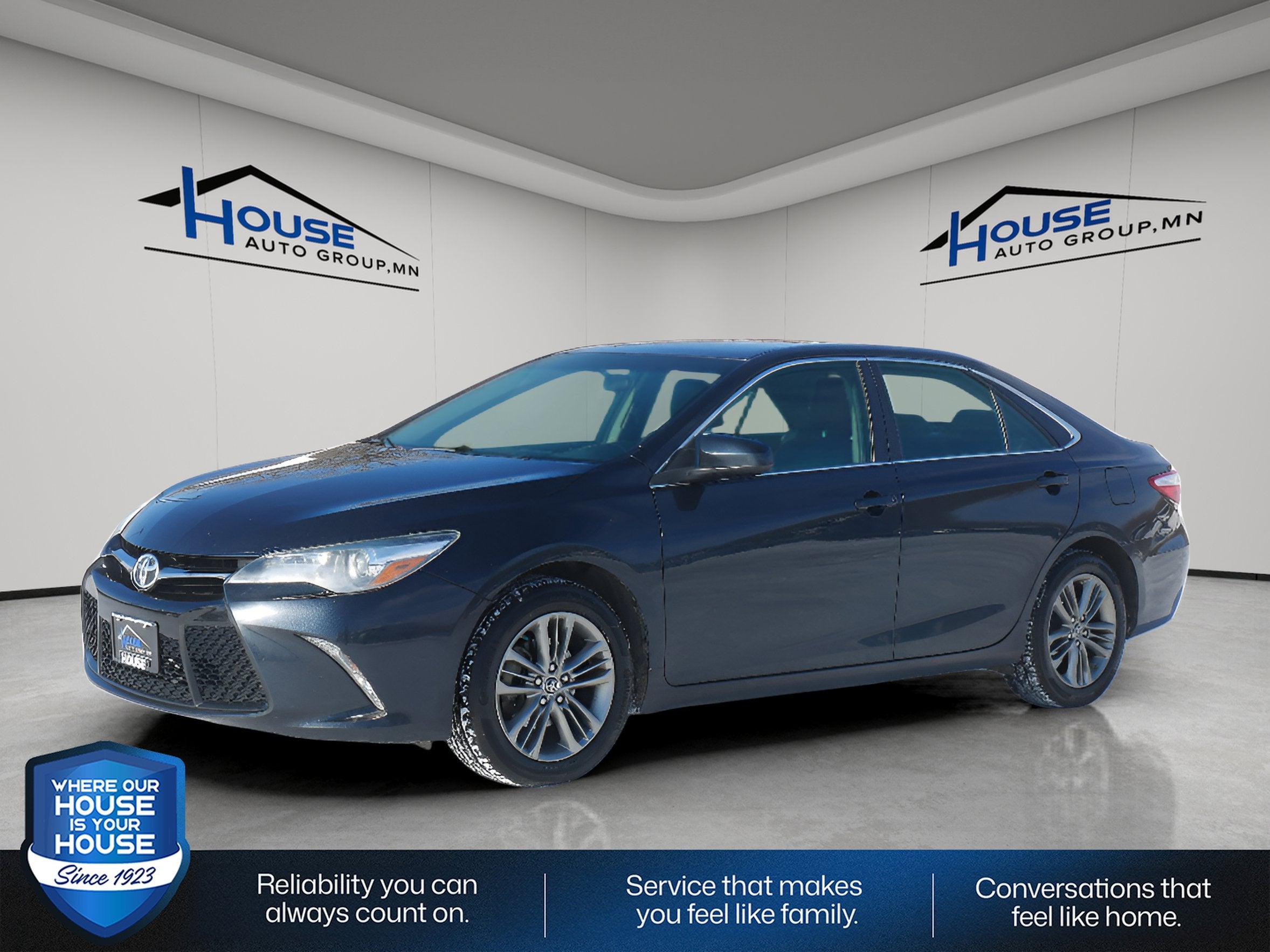 Used 2016 Toyota Camry Special Edition with VIN 4T1BF1FK7GU172689 for sale in Red Wing, Minnesota