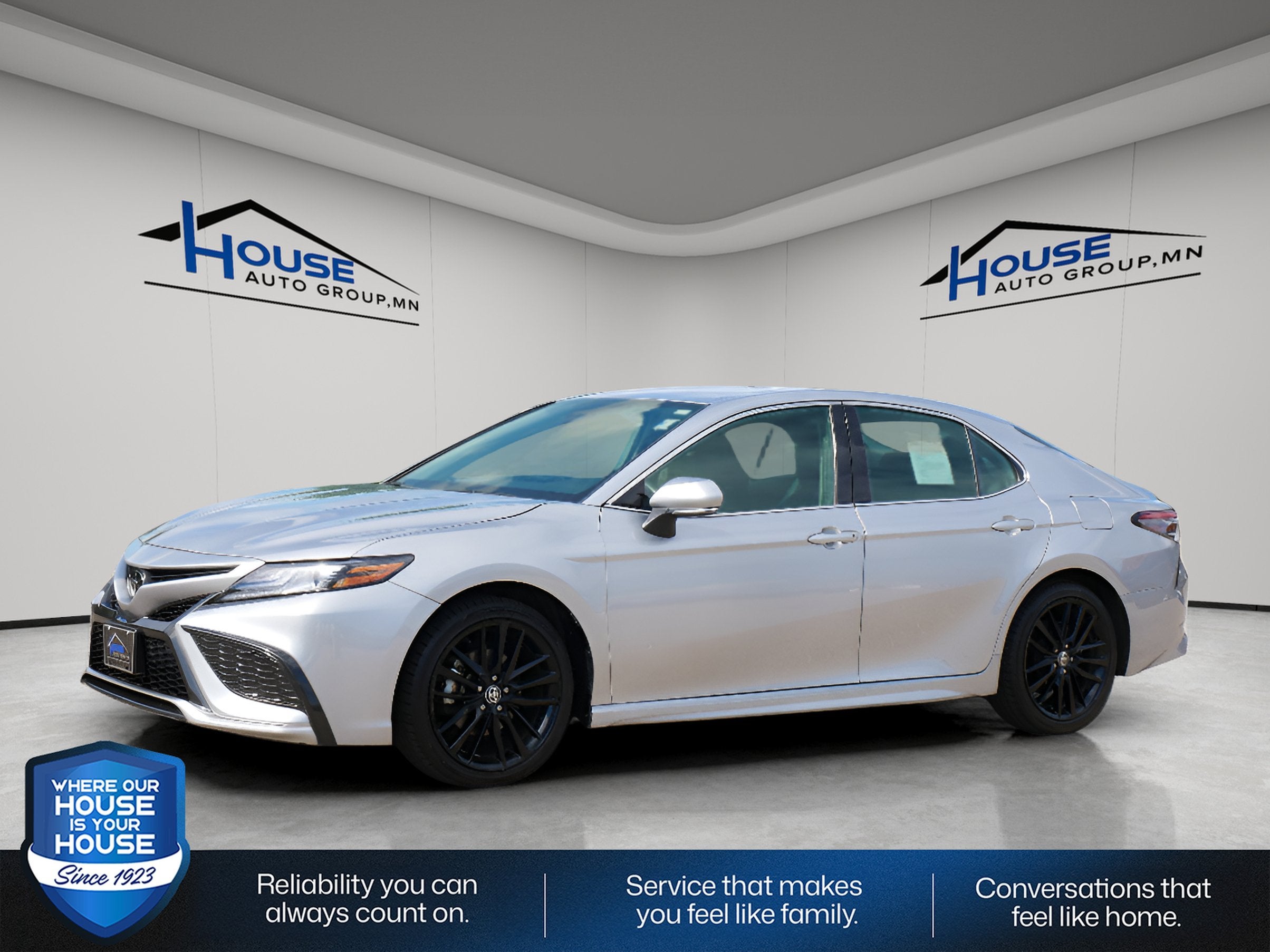 Used 2024 Toyota Camry XSE with VIN 4T1K61AK7RU889913 for sale in Red Wing, Minnesota