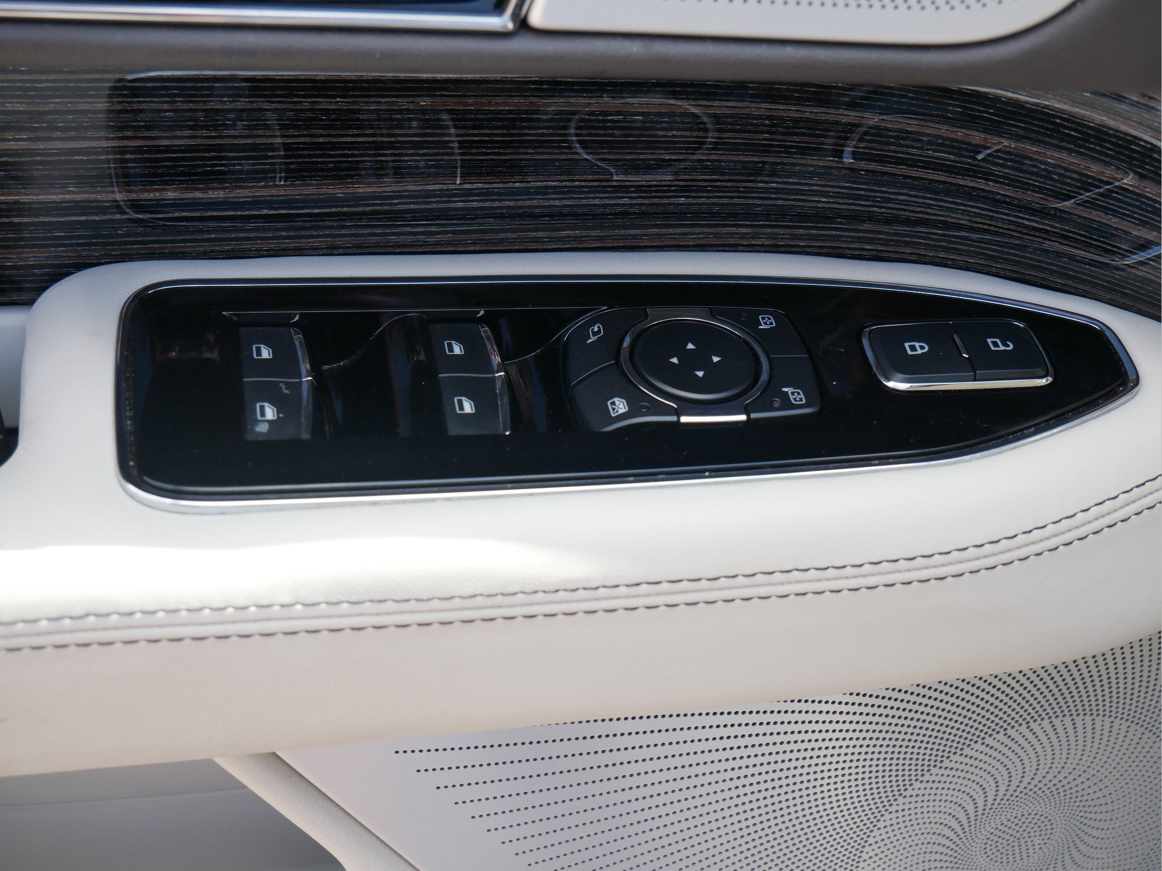 2024 Lincoln Navigator L Black Label