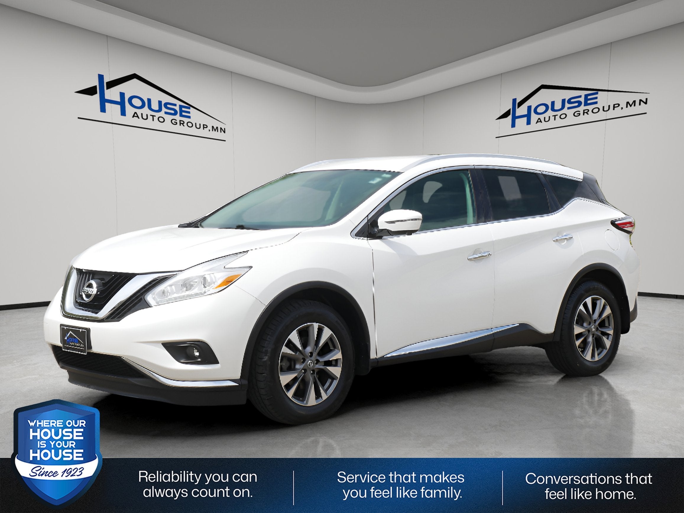 Used 2017 Nissan Murano SL with VIN 5N1AZ2MHXHN125426 for sale in Red Wing, Minnesota