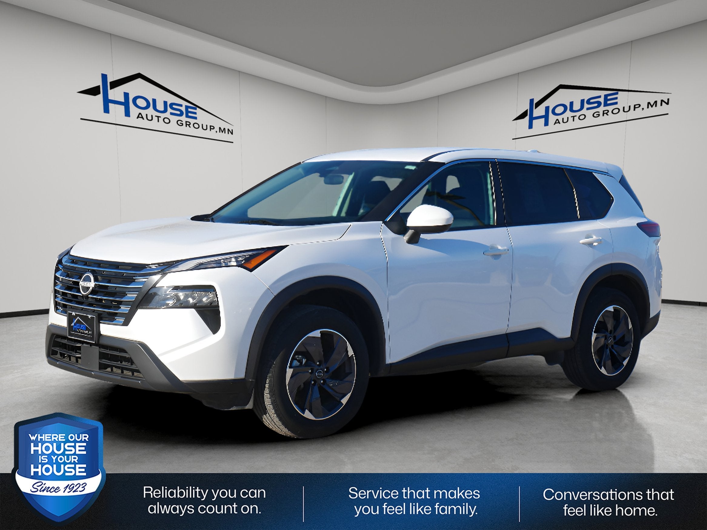 Used 2024 Nissan Rogue SV with VIN 5N1BT3BA8RC691969 for sale in Red Wing, Minnesota