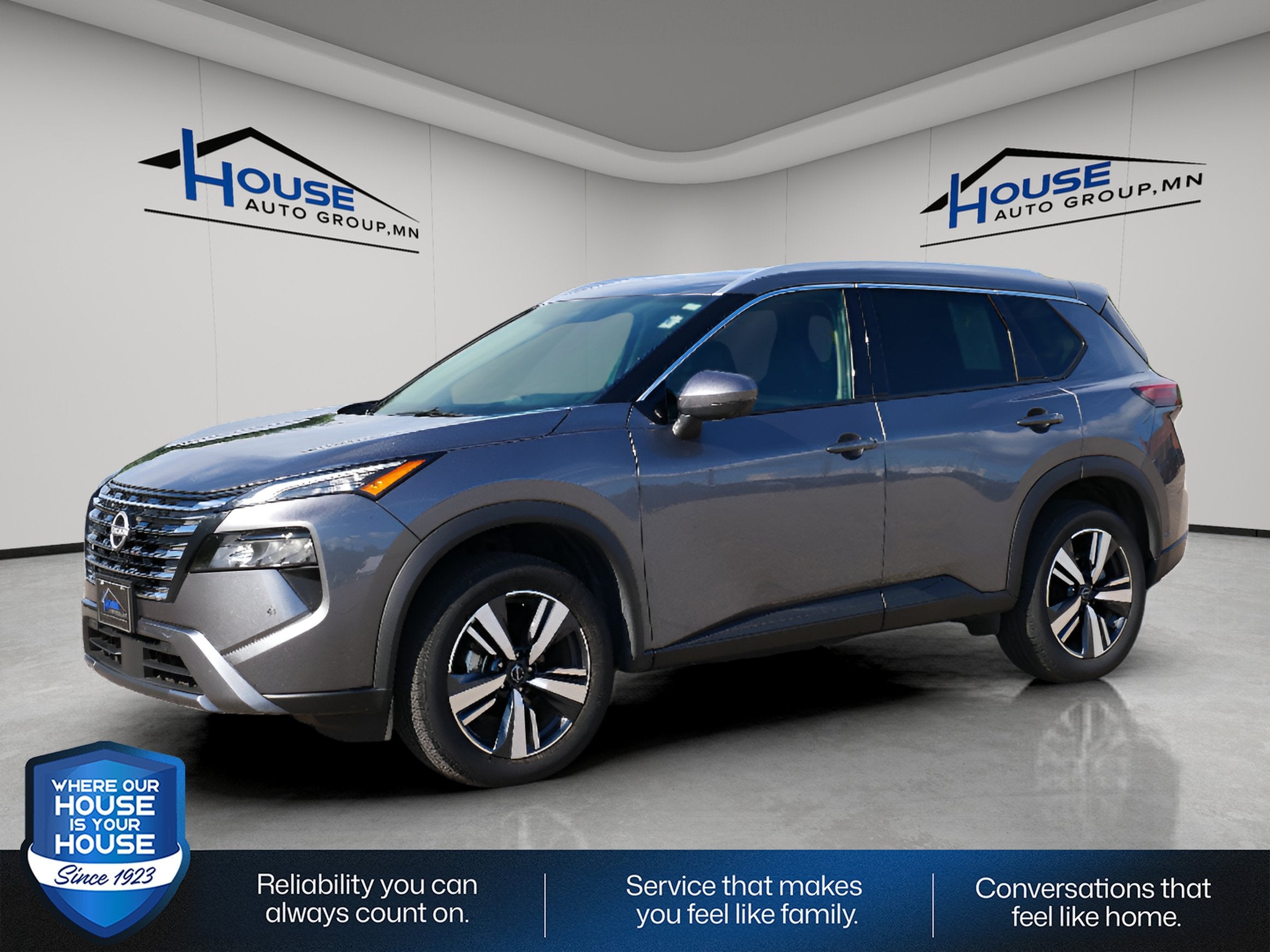 Used 2026 Nissan Rogue SL with VIN 5N1BT3CB3TC692820 for sale in Red Wing, Minnesota