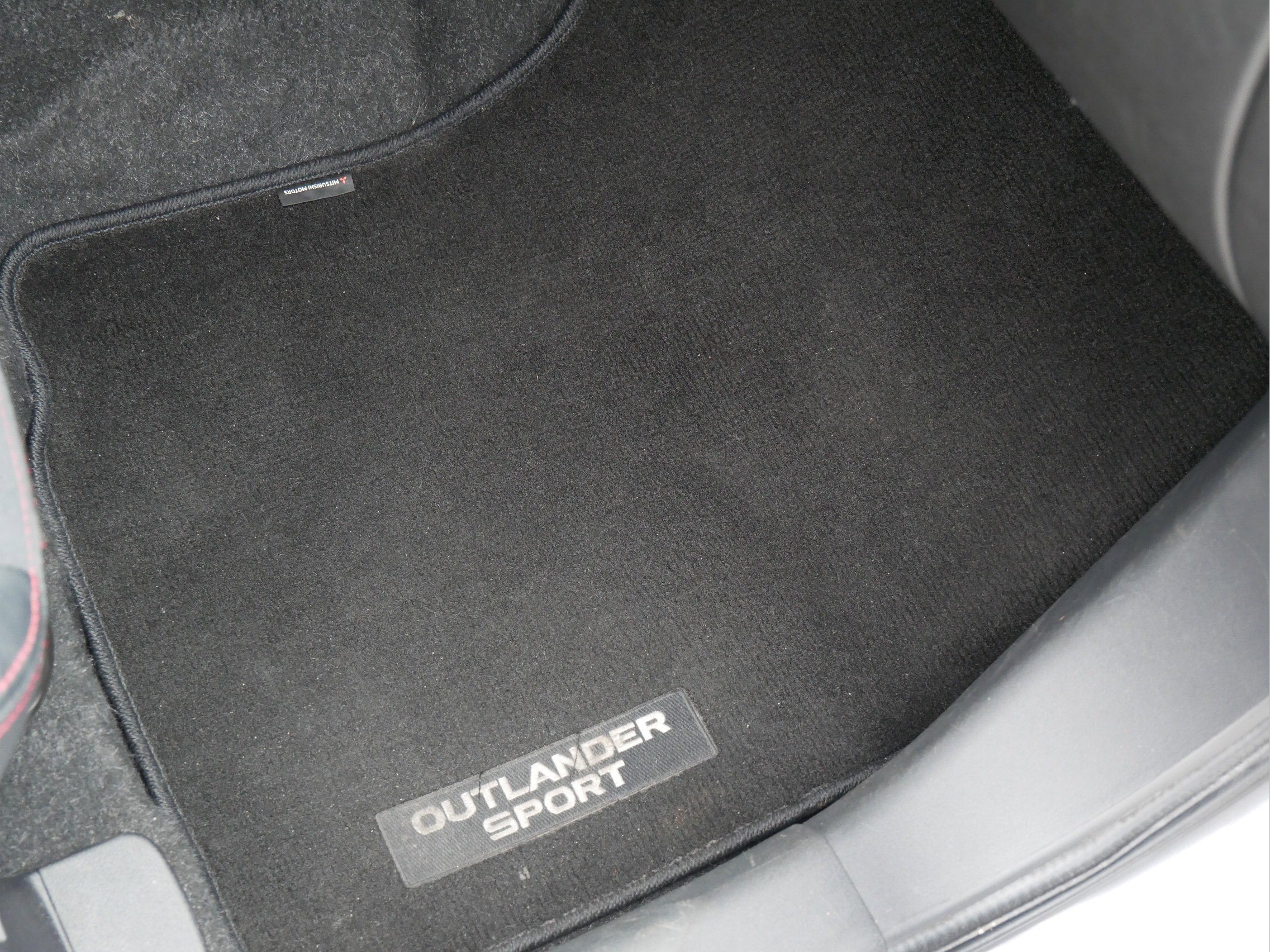 2024 Mitsubishi Outlander Sport SE