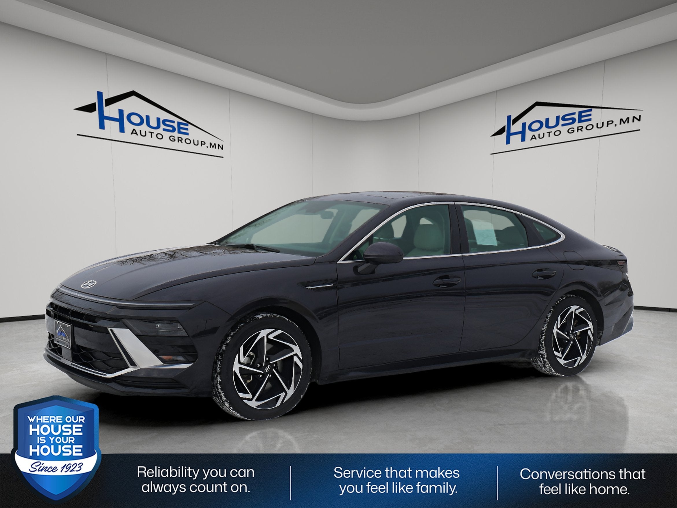 Used 2024 Hyundai Sonata SEL with VIN KMHL14JA7RA354397 for sale in Red Wing, Minnesota